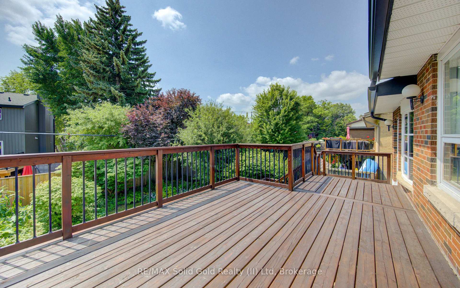 Photo 46 of 139 Trafalgar Avenue, Kitchener, Stanley Park — HOMEH