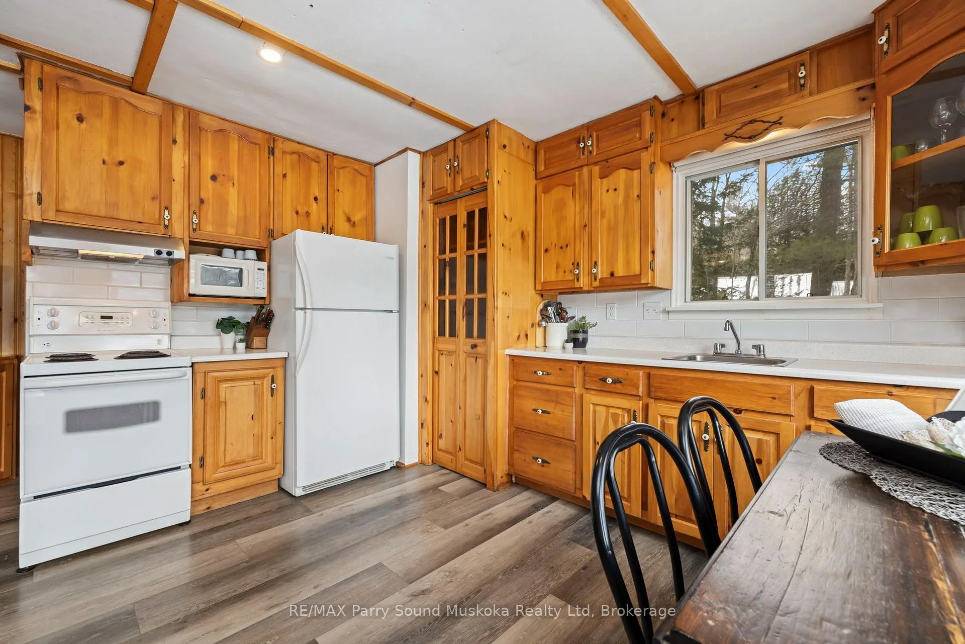 Photo 23 of 4 Post Lane, Seguin — HOMEH