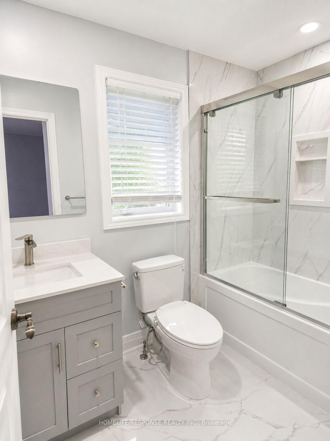 Photo 7 of 456 La Rocca Avenue, Vaughan, Vellore Village — HOMEH