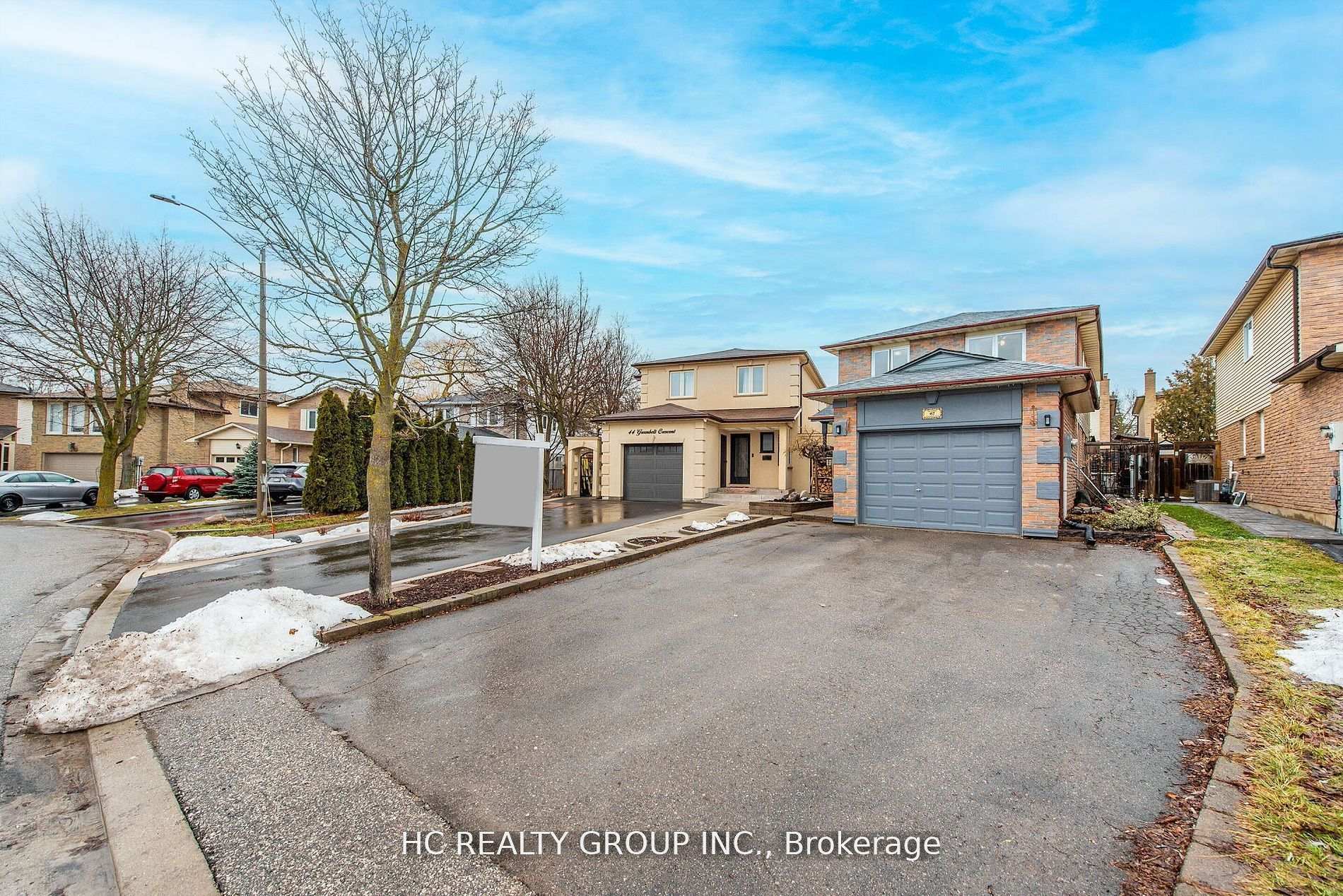 Front of 42 Greenbelt Crescent