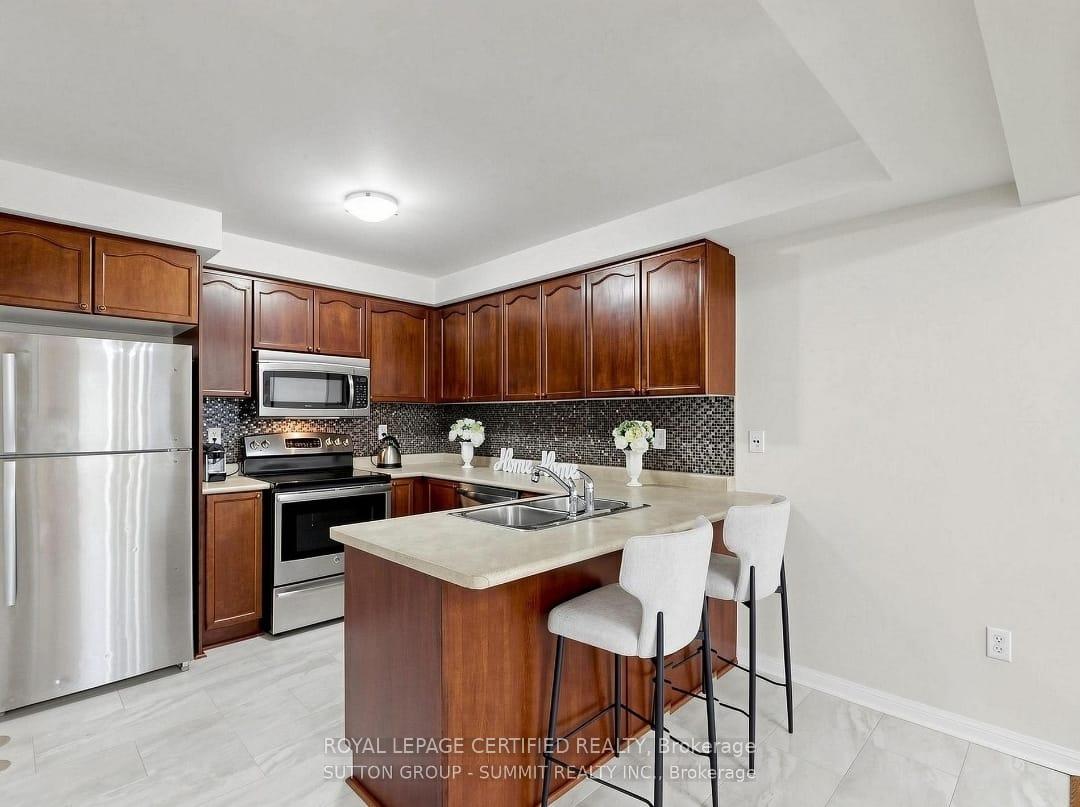 Photo 6 of 3032 Dewridge Avenue S, Oakville, Bronte Creek — HOMEH
