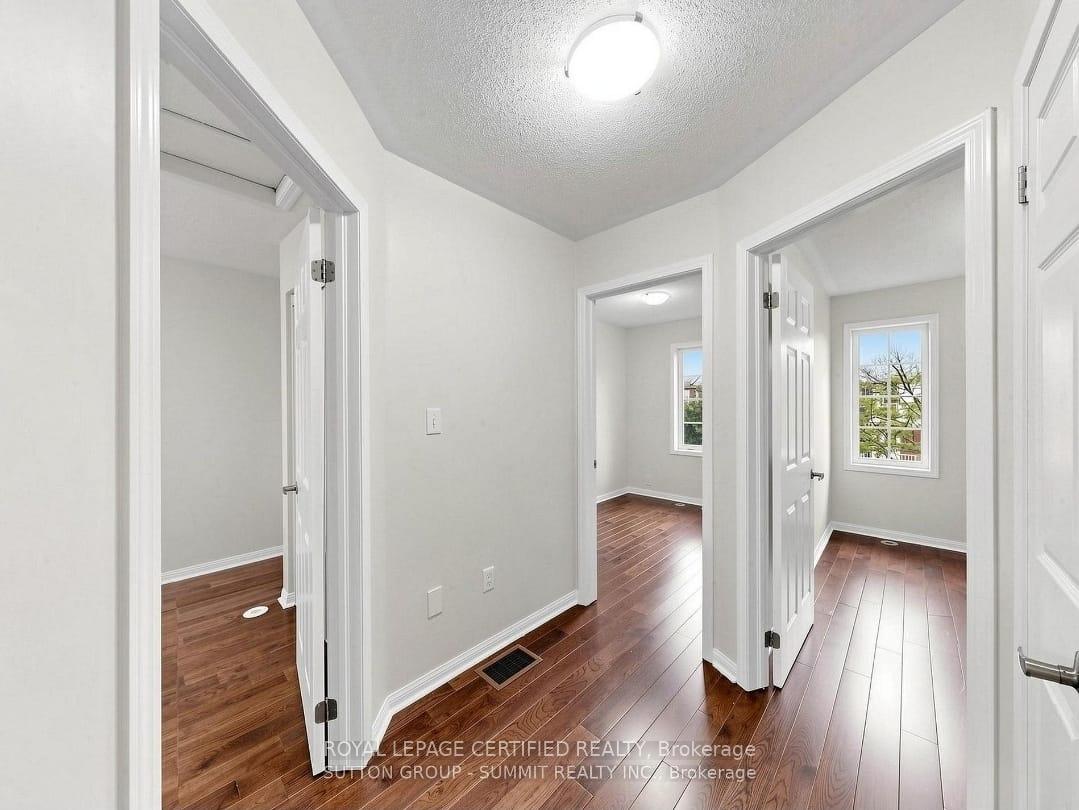 Photo 13 of 3032 Dewridge Avenue S, Oakville, Bronte Creek — HOMEH