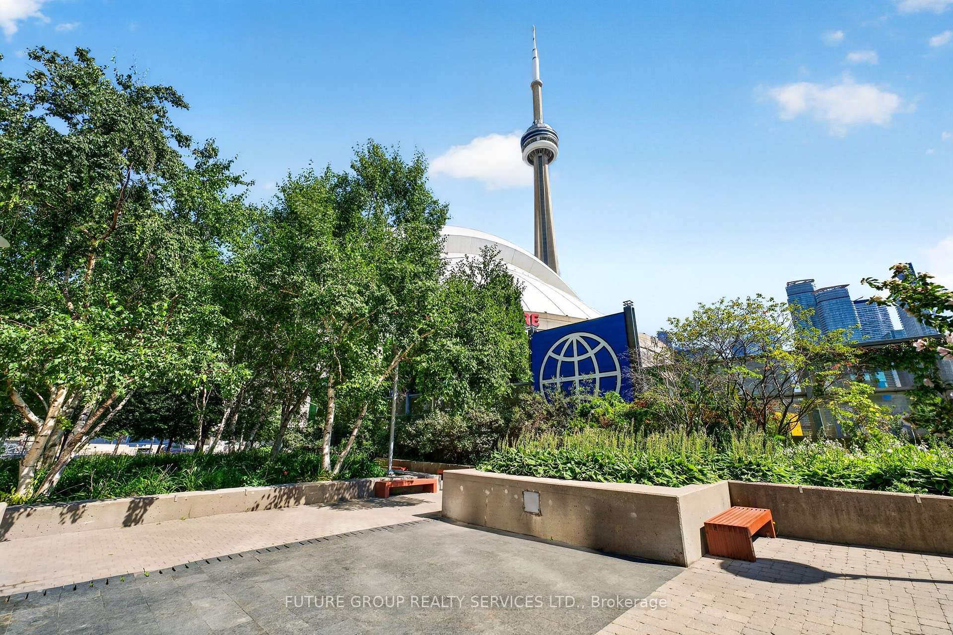 Photo 31 of 5 Mariner Terrace, Toronto, Waterfront Communities — HOMEH