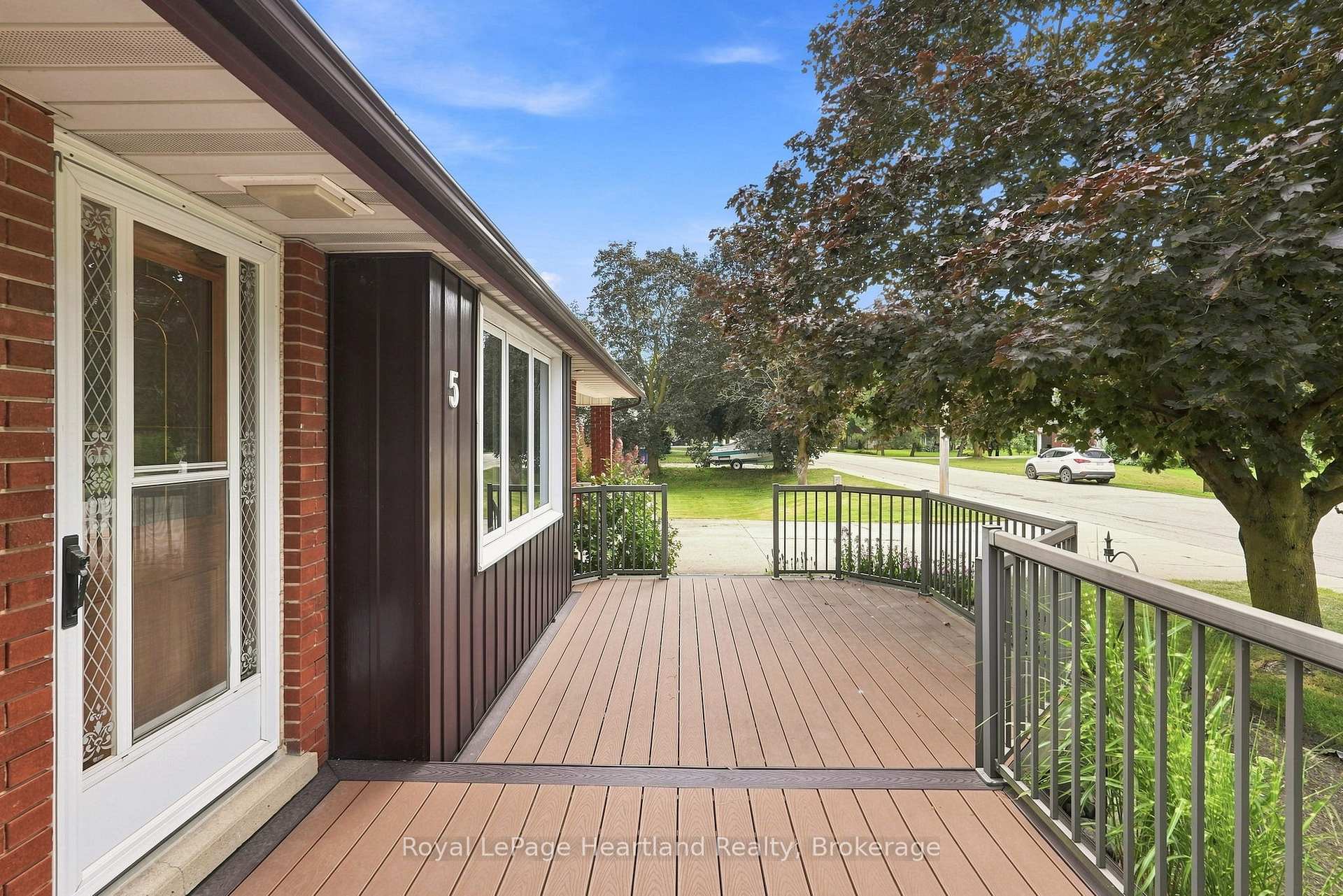 Photo 5 of 5 King Street, Minto — HOMEH