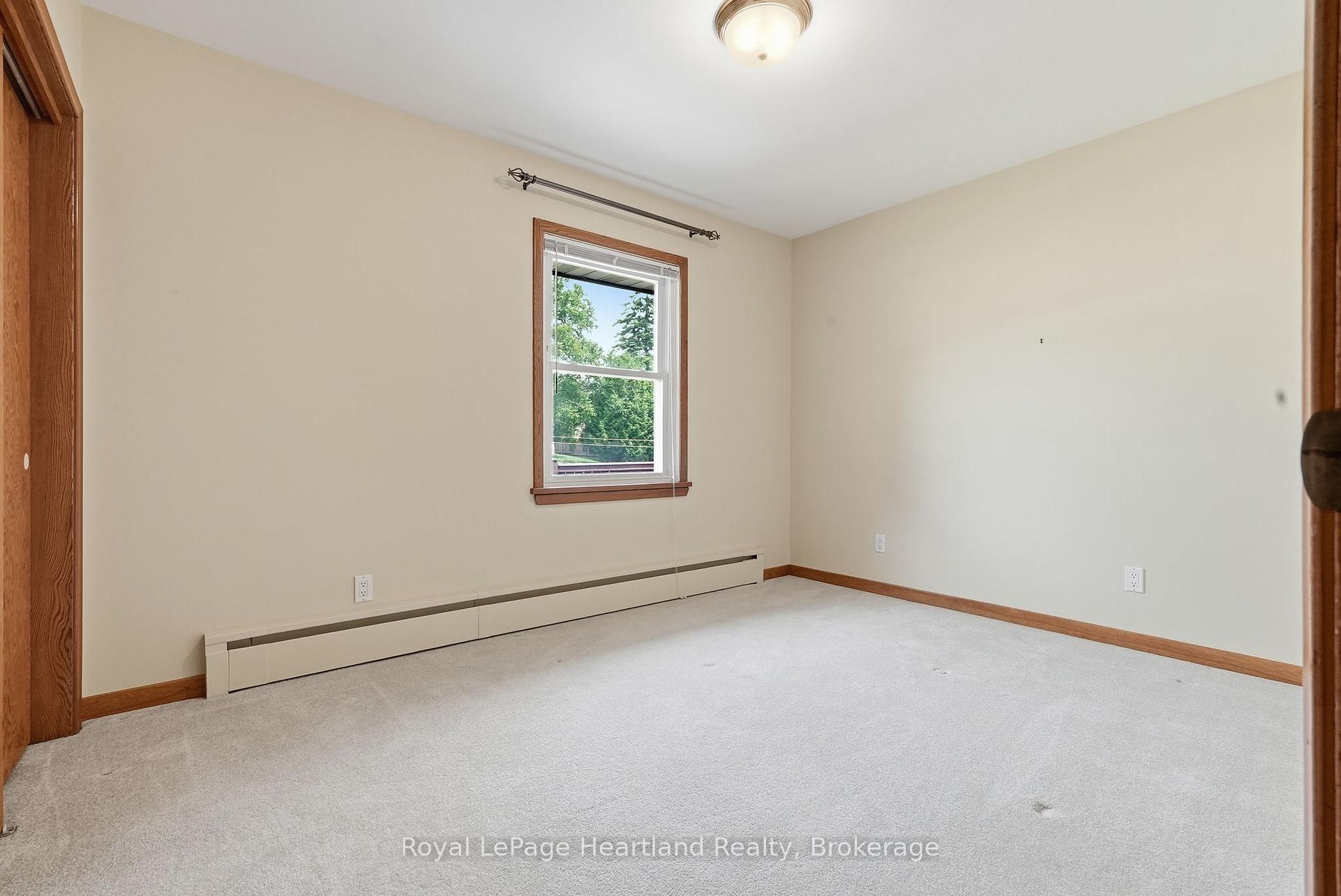 Photo 19 of 5 King Street, Minto — HOMEH