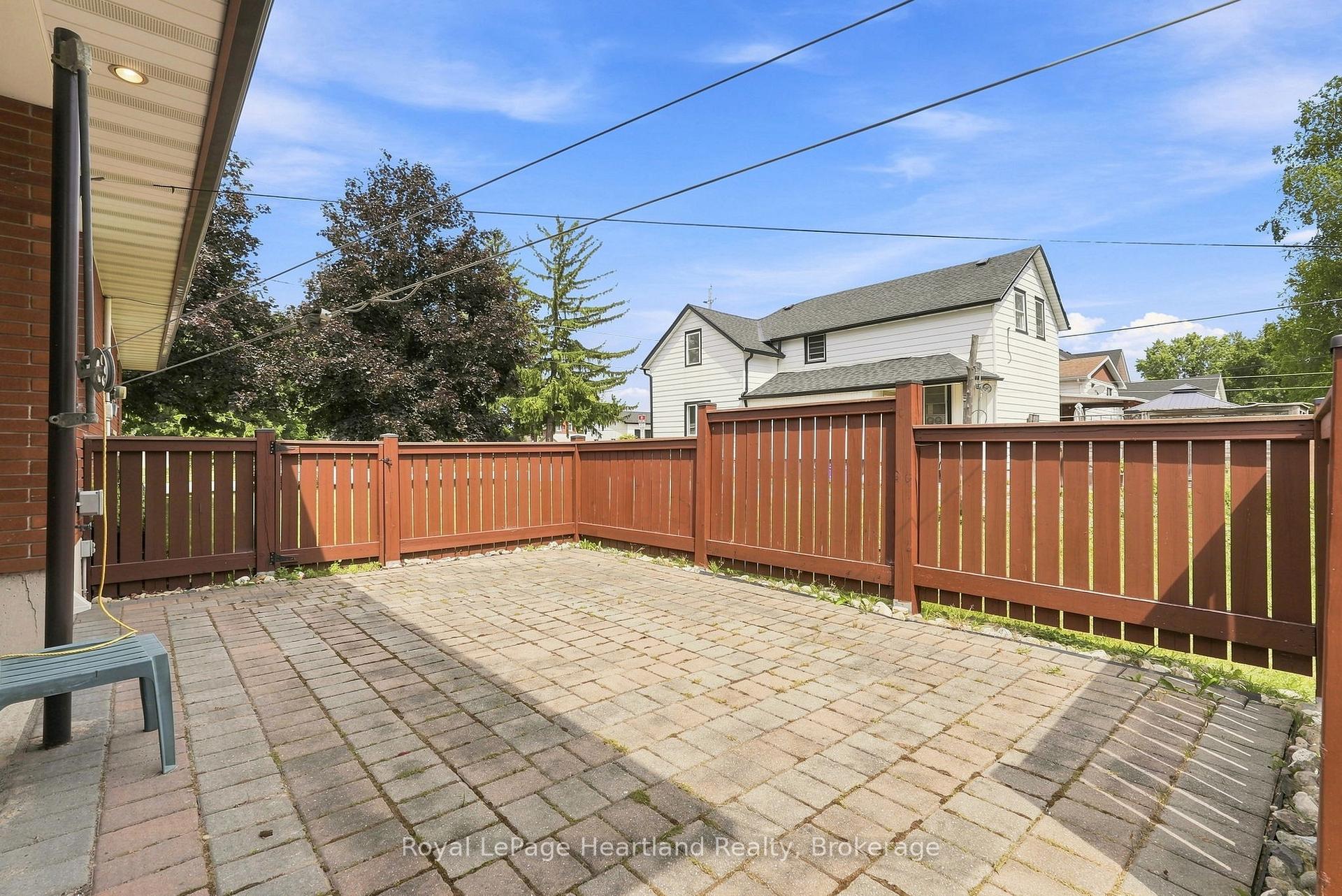 Photo 30 of 5 King Street, Minto — HOMEH