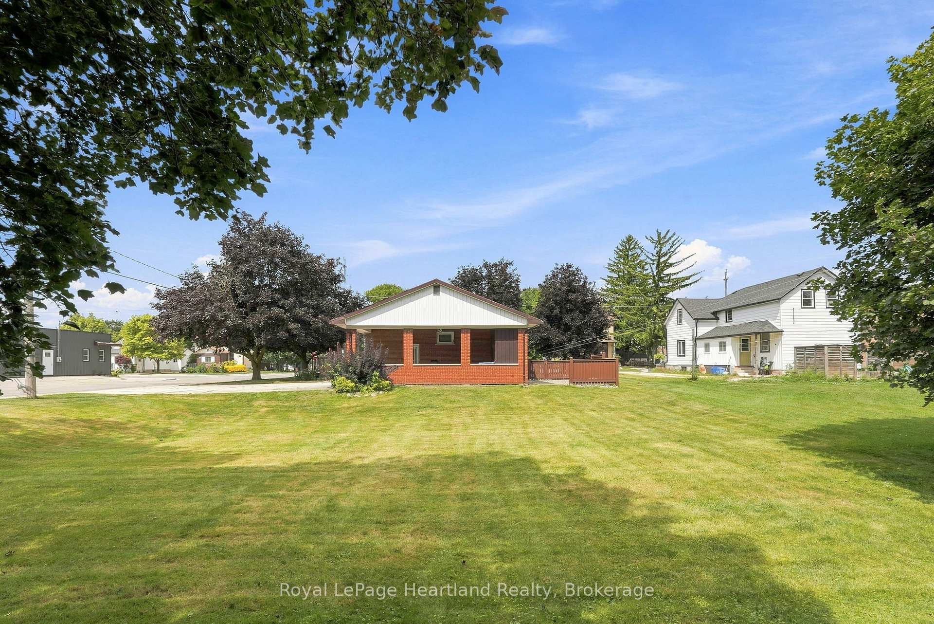 Photo 35 of 5 King Street, Minto — HOMEH