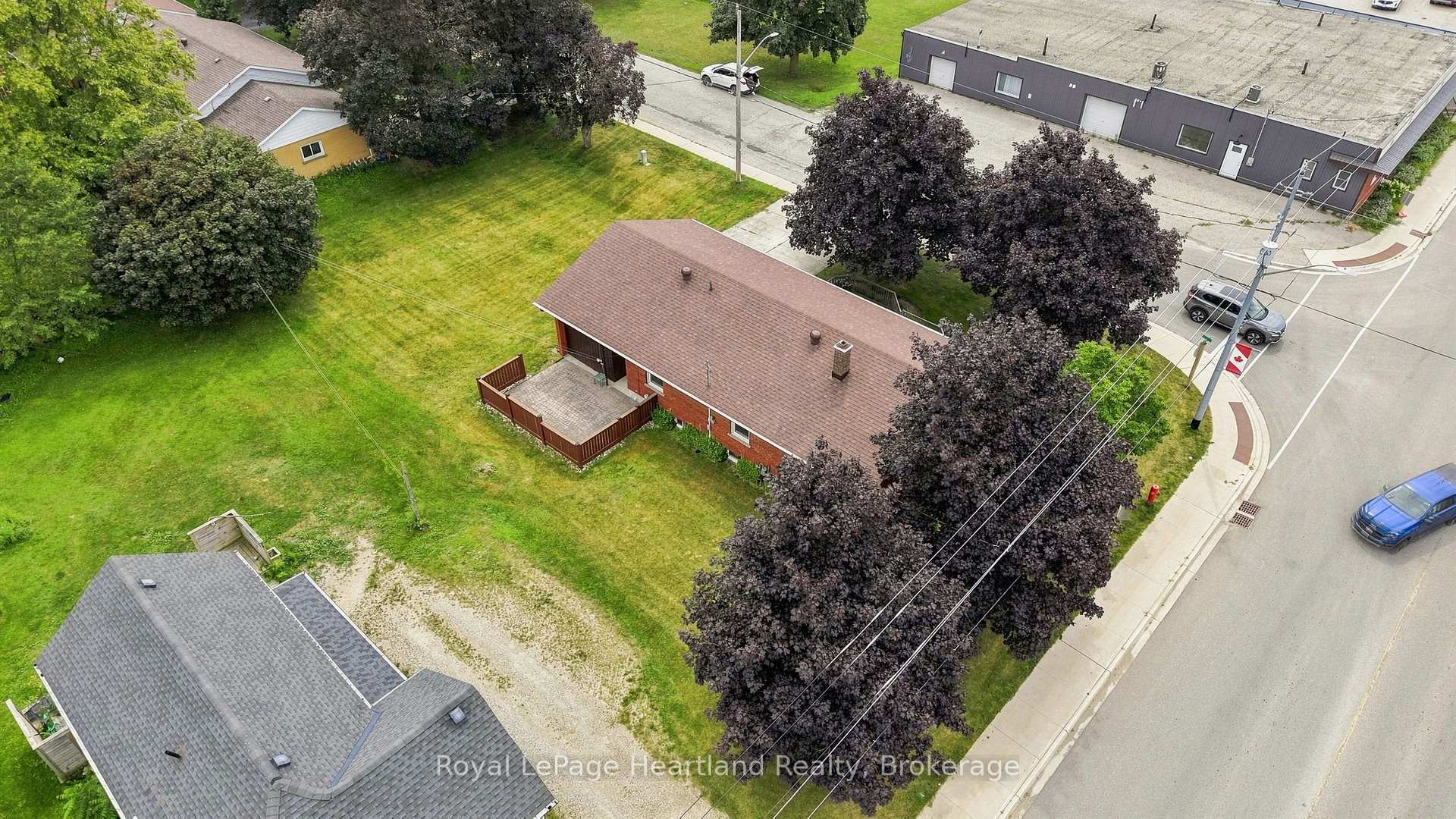 Photo 40 of 5 King Street, Minto — HOMEH