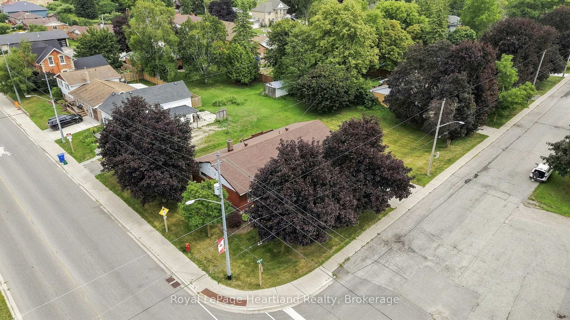 Photo 41 of 5 King Street, Minto — HOMEH