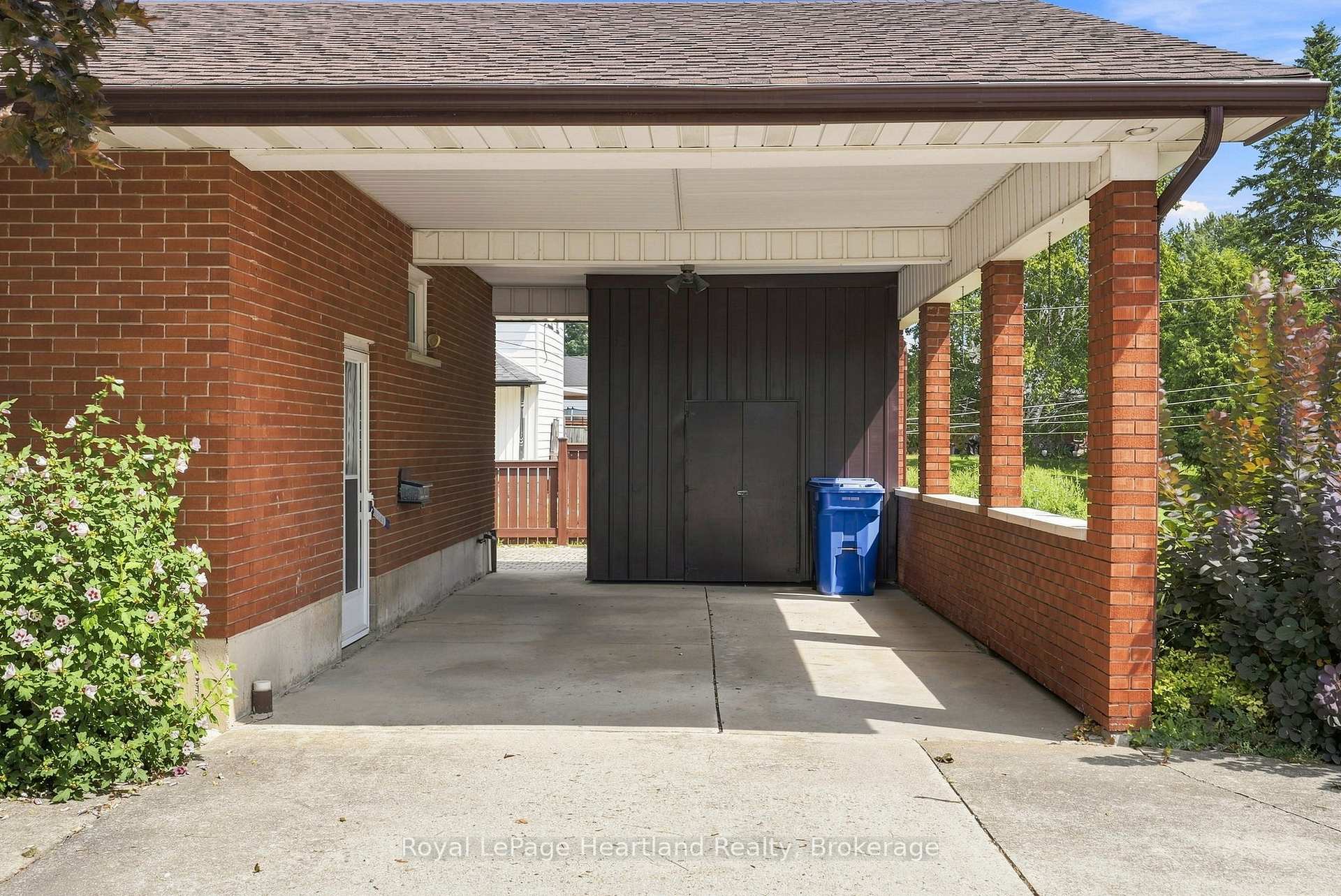 Photo 44 of 5 King Street, Minto — HOMEH