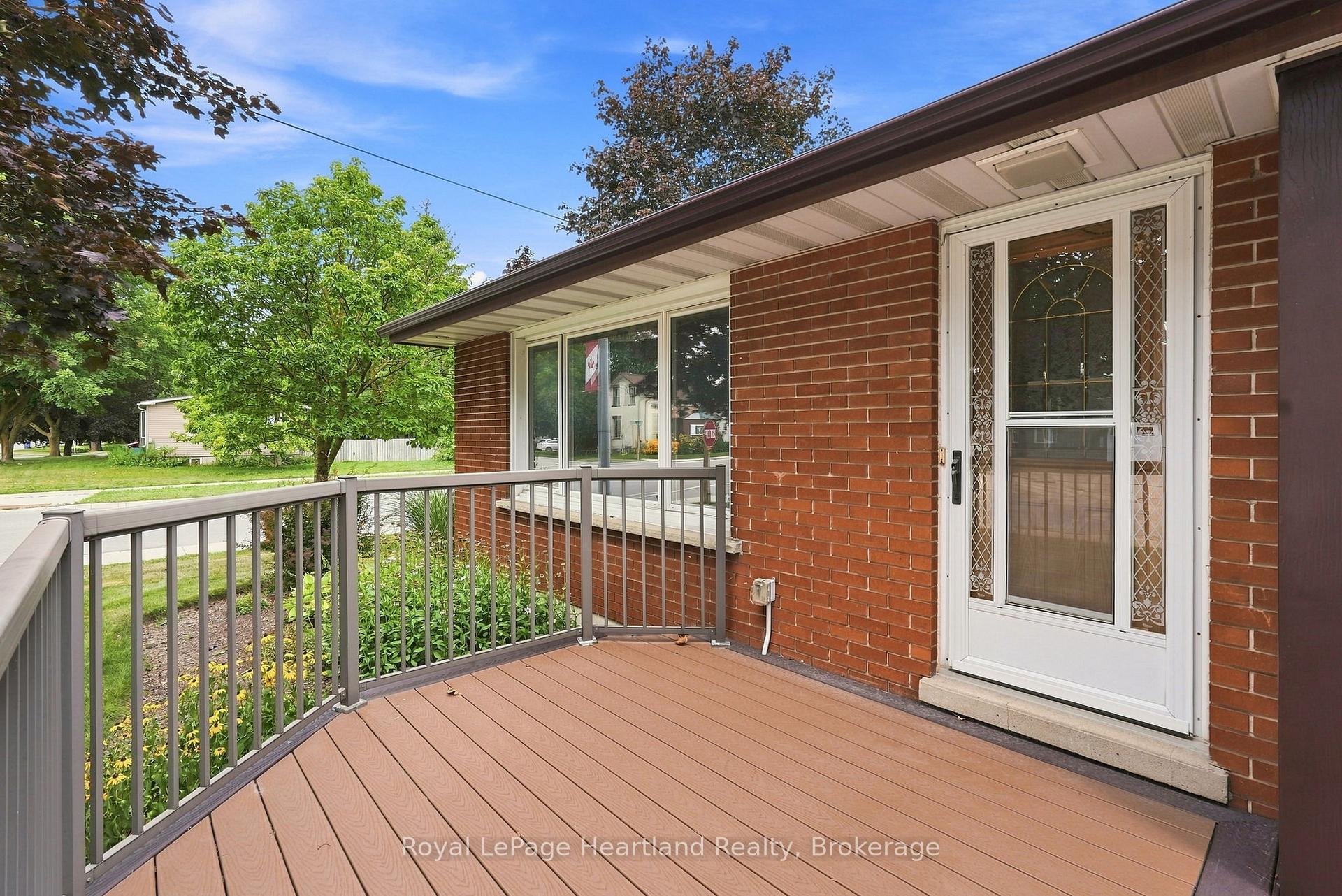 Photo 45 of 5 King Street, Minto — HOMEH