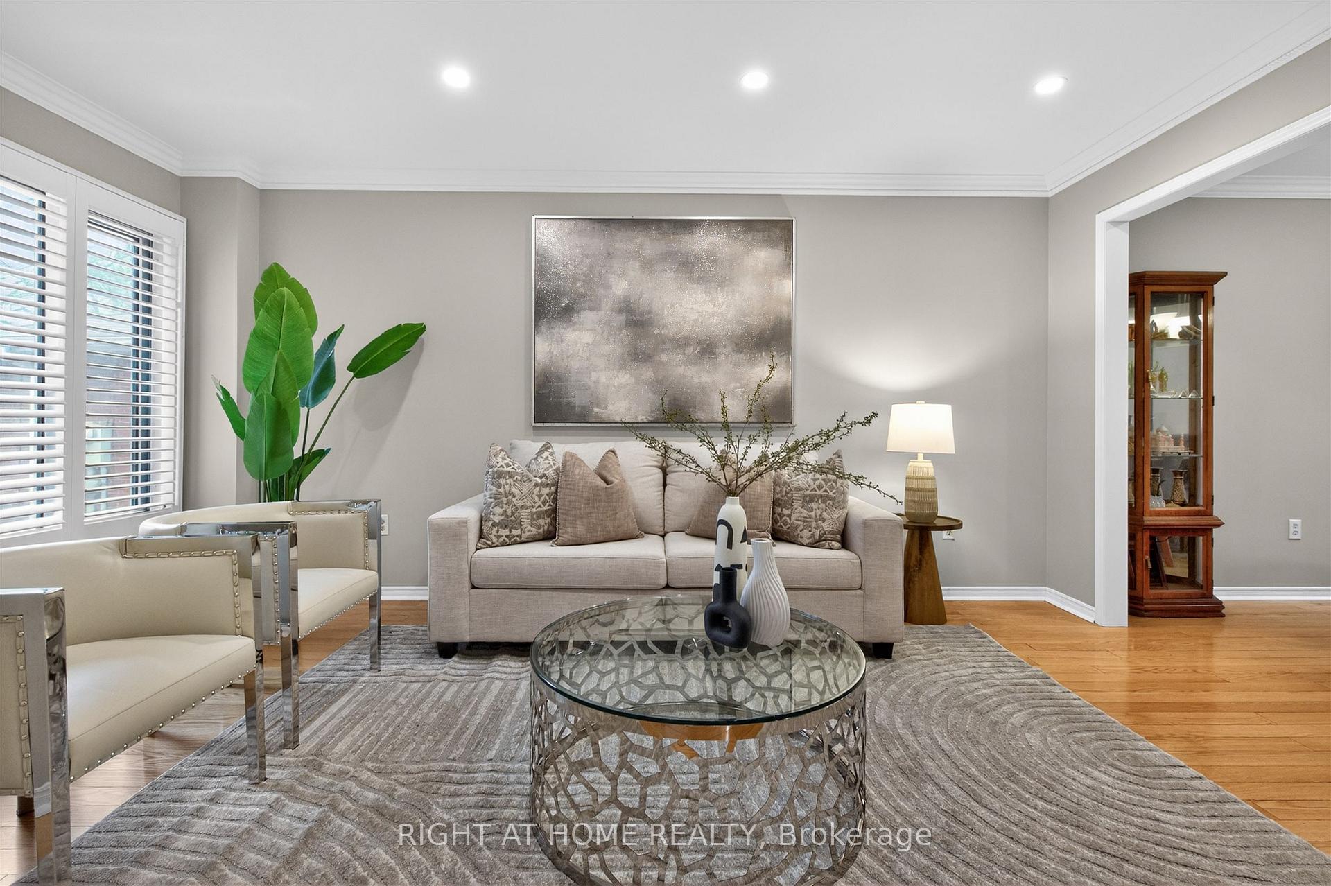 Photo 8 of 3 Lancashire Road, Markham, Unionville — HOMEH
