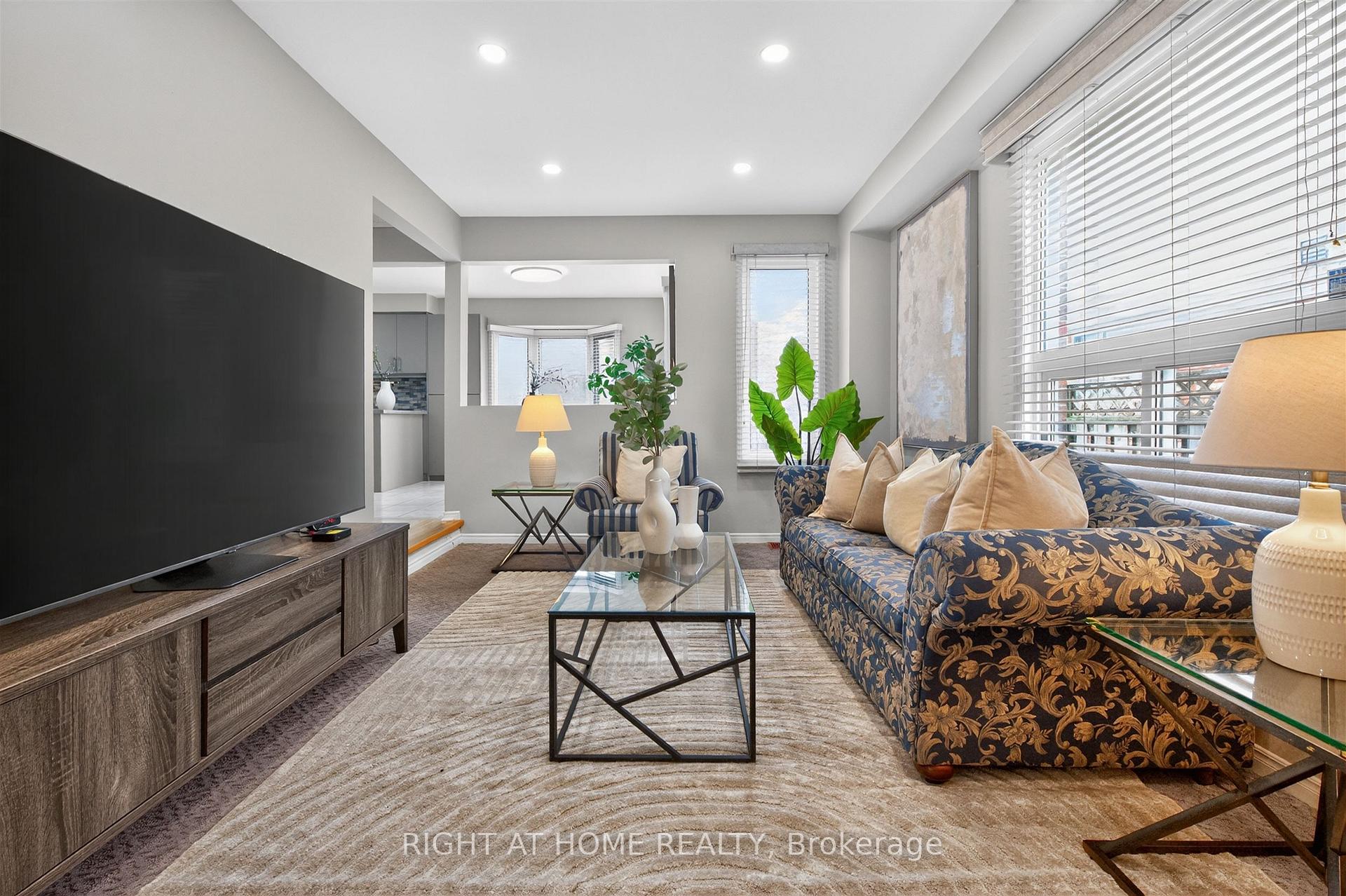 Photo 18 of 3 Lancashire Road, Markham, Unionville — HOMEH