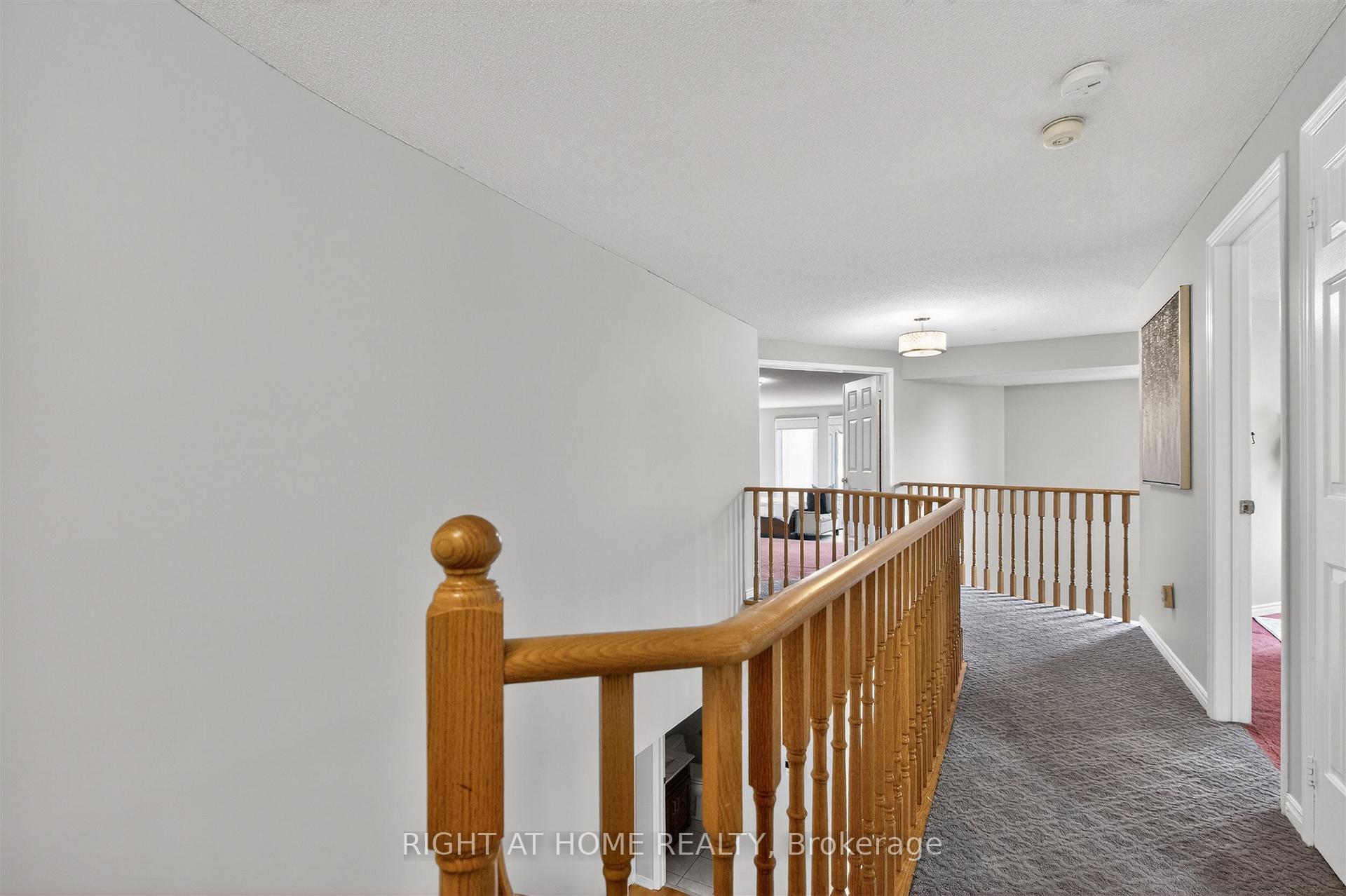 Photo 23 of 3 Lancashire Road, Markham, Unionville — HOMEH