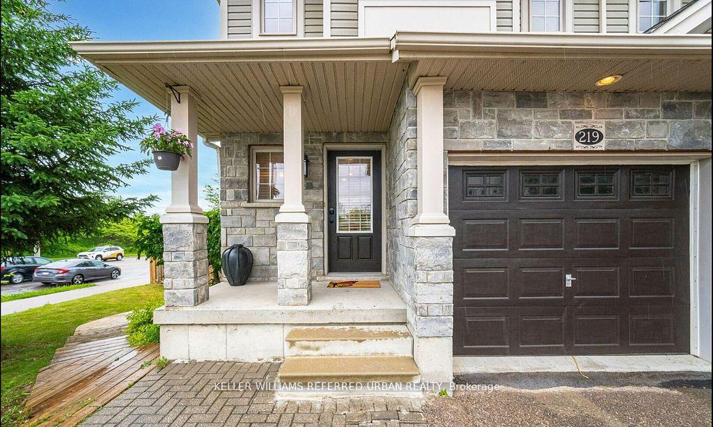 Photo 2 of Unit Main, 219 Templewood Drive, Kitchener, Brigadoon — HOMEH