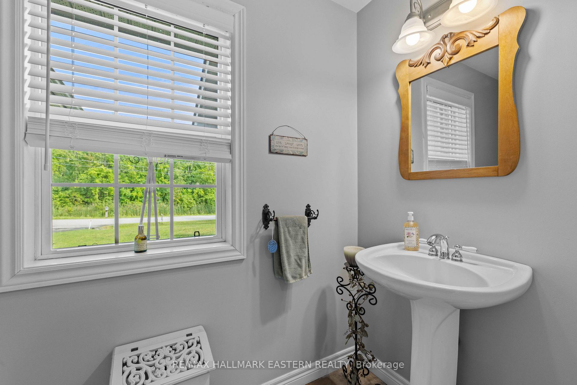 Photo 24 of 298 McClennan Drive, Selwyn — HOMEH