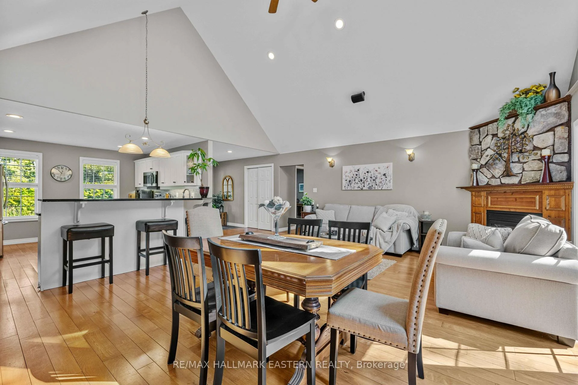 Photo 10 of 298 McClennan Drive, Selwyn — HOMEH