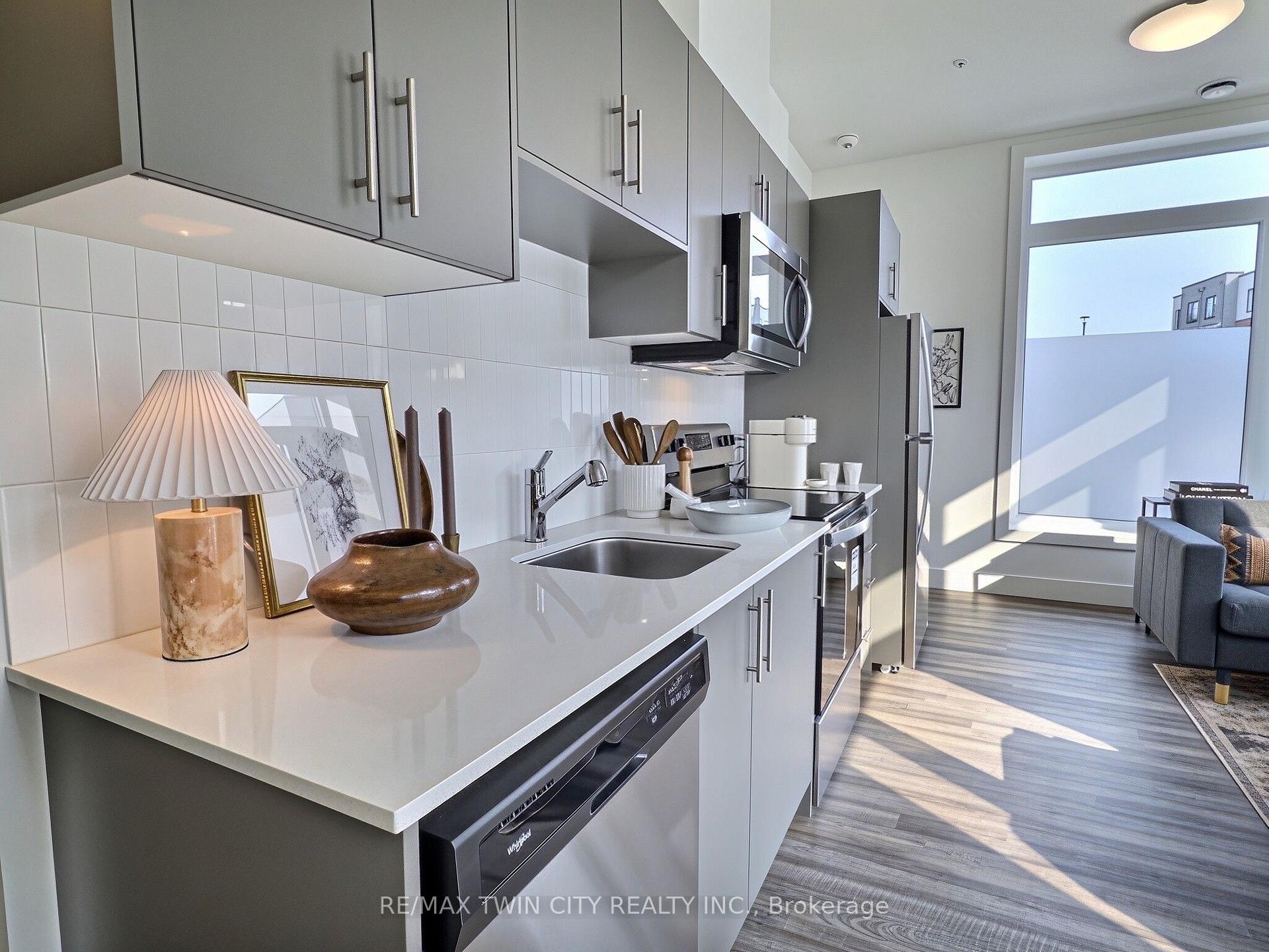 Photo 6 of Unit 101, 107 Roger Street, Waterloo, Uptown Waterloo/North Ward — HOMEH
