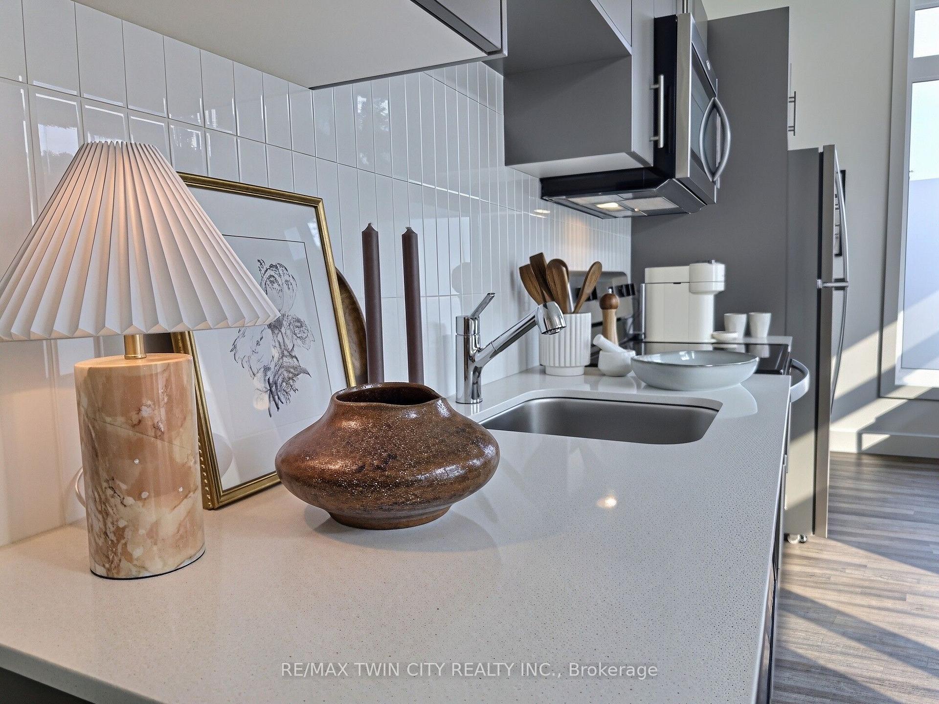 Photo 7 of Unit 101, 107 Roger Street, Waterloo, Uptown Waterloo/North Ward — HOMEH