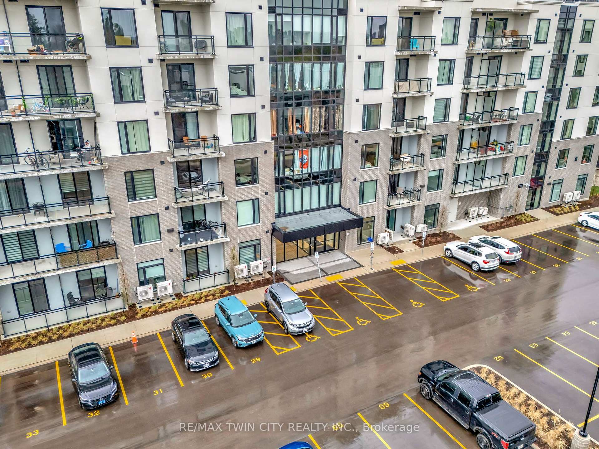 Photo 38 of Unit 101, 107 Roger Street, Waterloo, Uptown Waterloo/North Ward — HOMEH