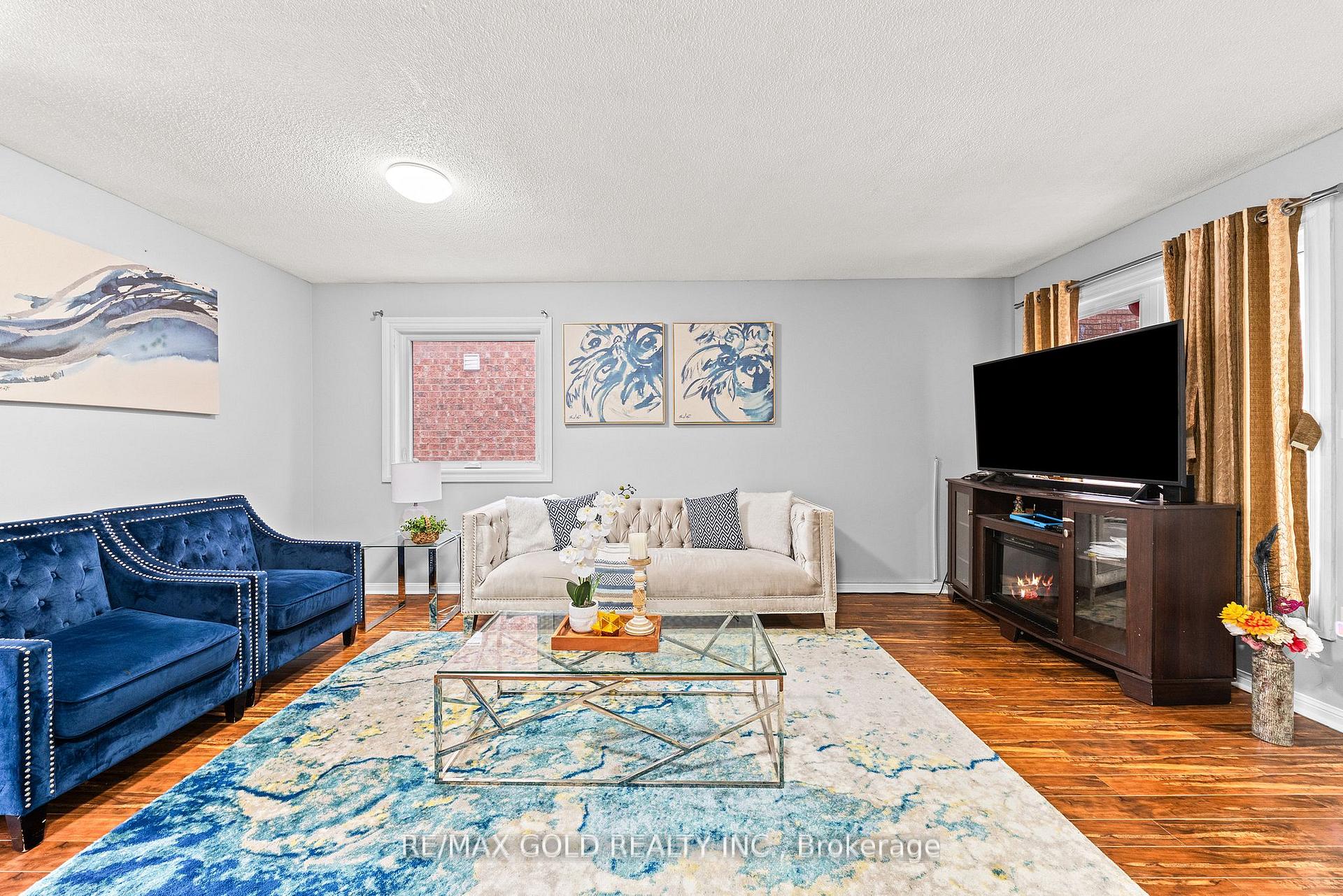 Photo 8 of 92 Dandelion Road, Brampton, Sandringham-Wellington — HOMEH