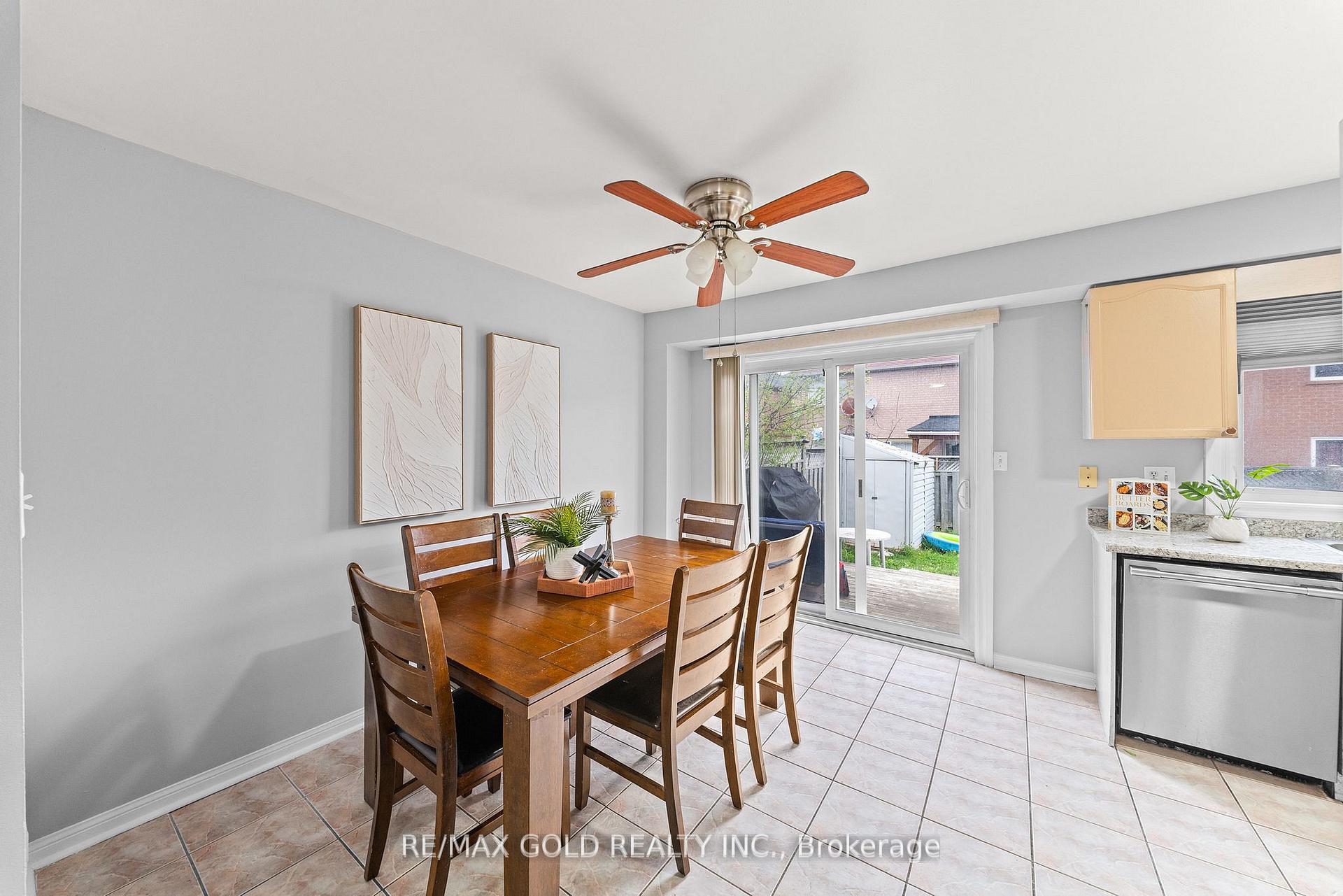 Photo 19 of 92 Dandelion Road, Brampton, Sandringham-Wellington — HOMEH