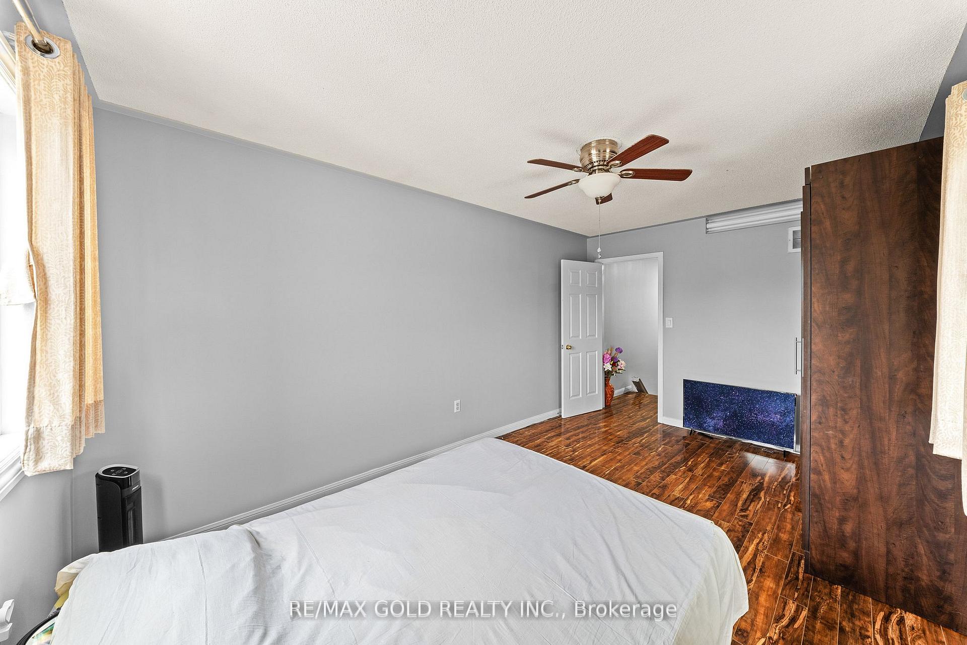 Photo 24 of 92 Dandelion Road, Brampton, Sandringham-Wellington — HOMEH