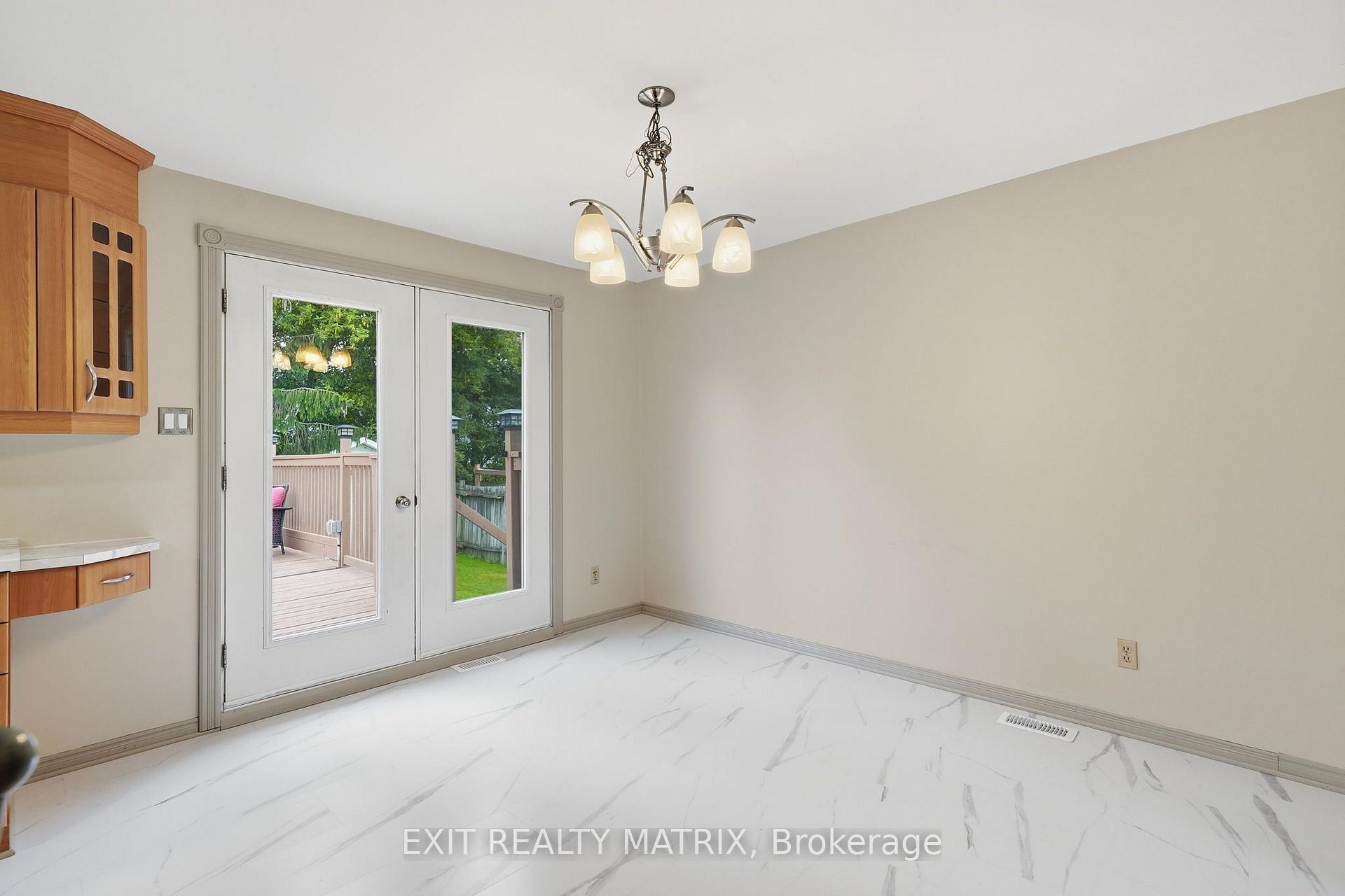 Photo 14 of 109 Oswald Street, Champlain, Vankleek Hill — HOMEH