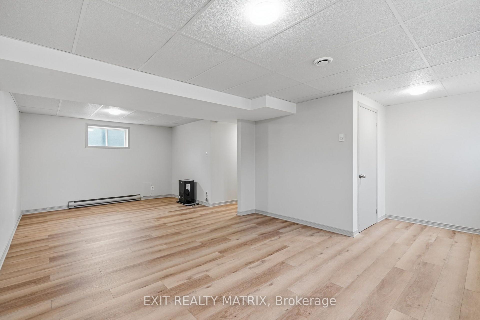 Photo 25 of 109 Oswald Street, Champlain, Vankleek Hill — HOMEH