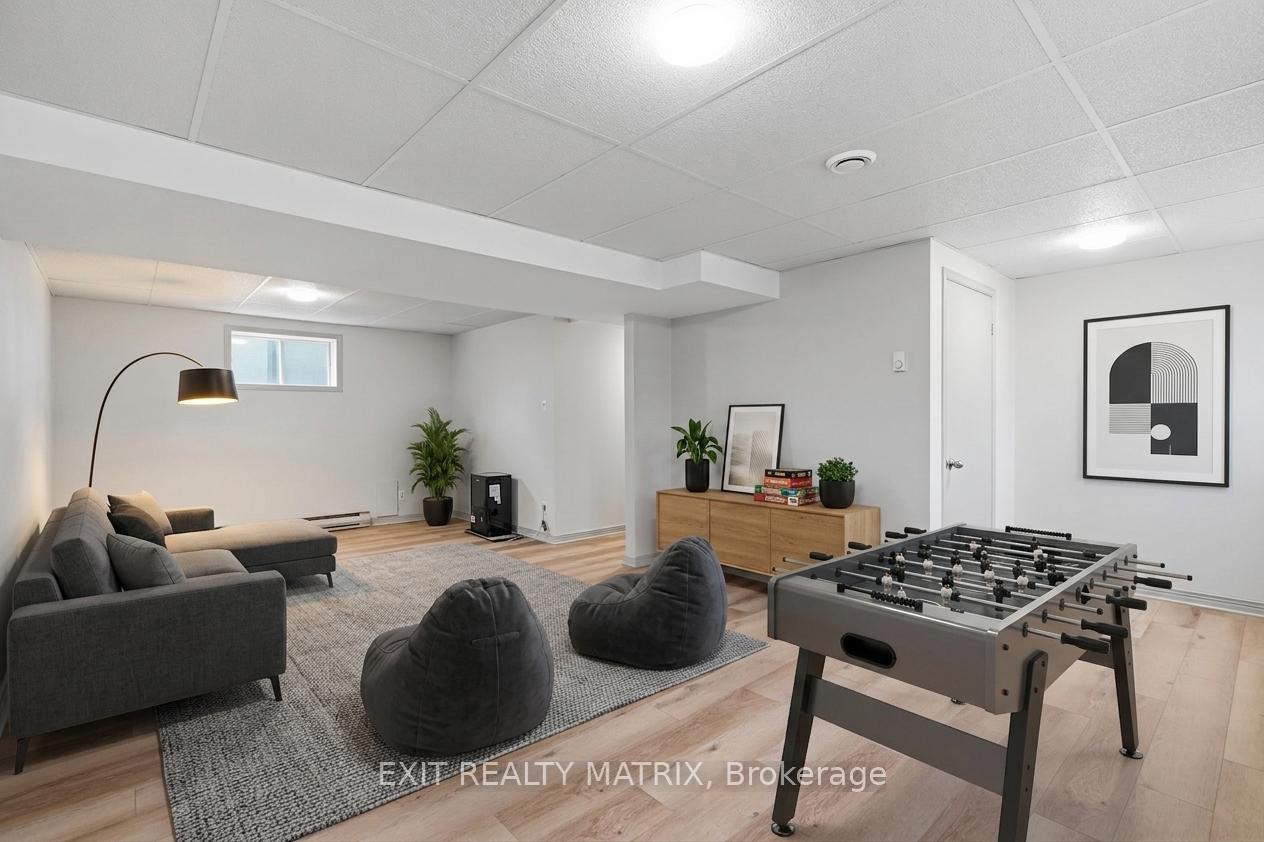 Photo 26 of 109 Oswald Street, Champlain, Vankleek Hill — HOMEH