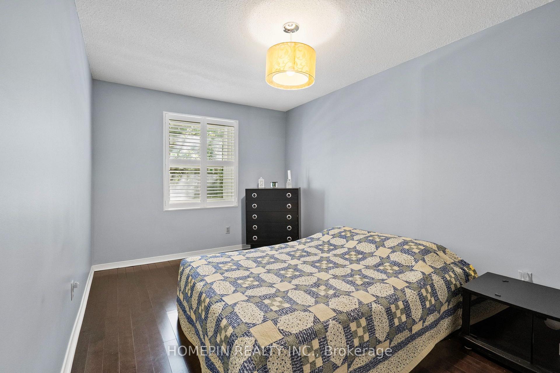 Photo 13 of 84 Confederation Way, Markham, Thornhill — HOMEH