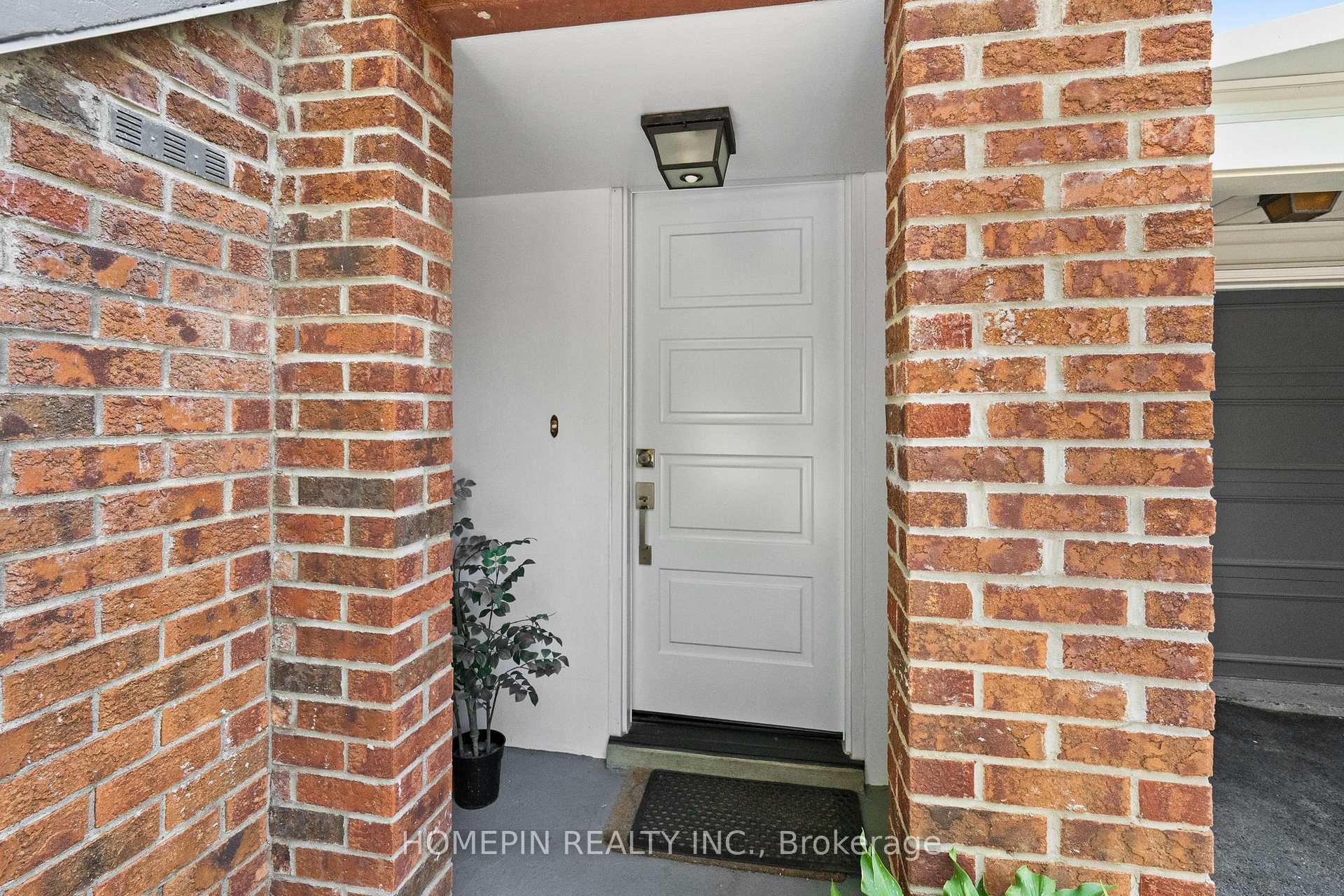 Photo 19 of 84 Confederation Way, Markham, Thornhill — HOMEH