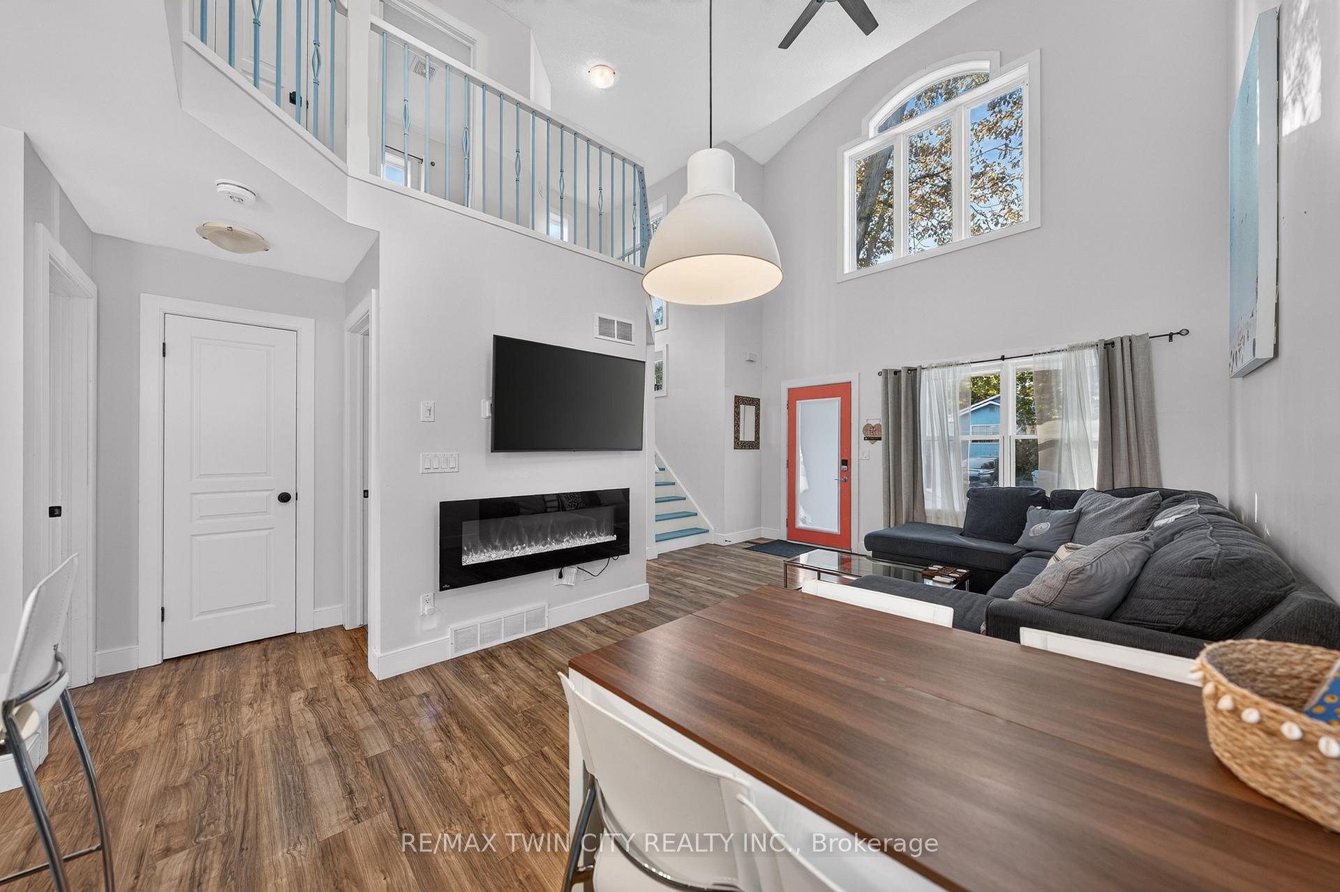 Photo 8 of 10 Queens Avenue, Lambton Shores, Grand Bend — HOMEH