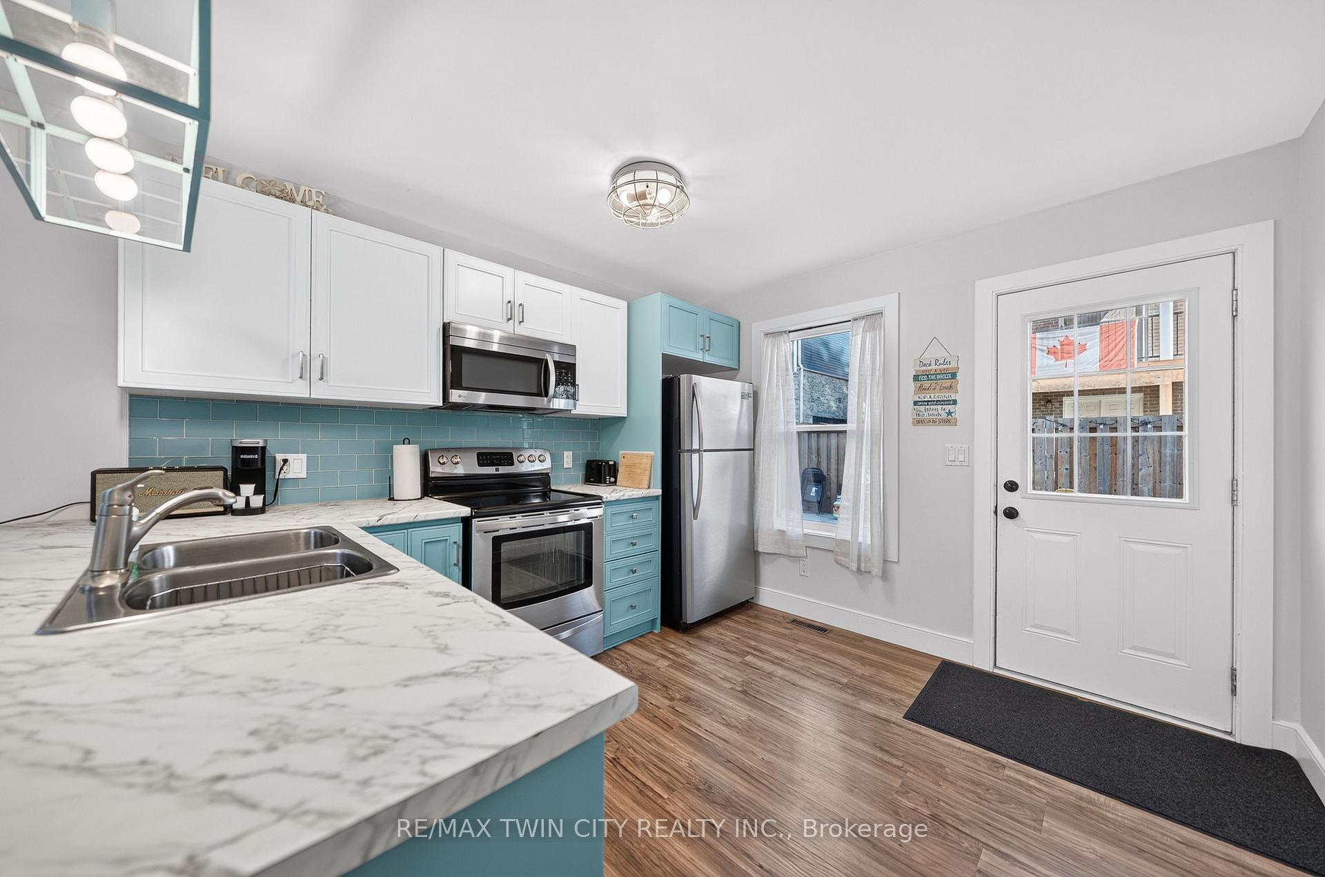 Photo 16 of 10 Queens Avenue, Lambton Shores, Grand Bend — HOMEH