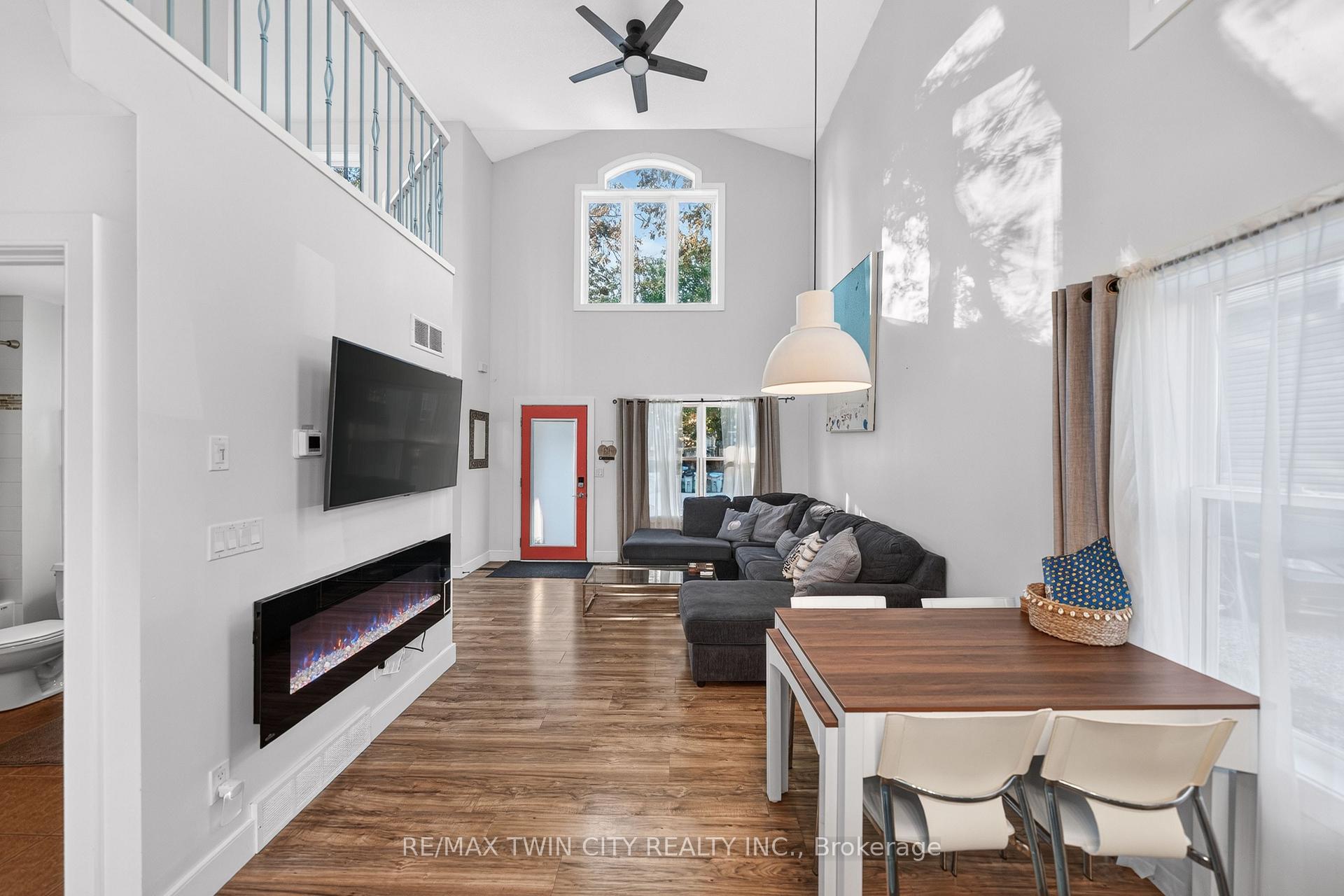 Photo 18 of 10 Queens Avenue, Lambton Shores, Grand Bend — HOMEH