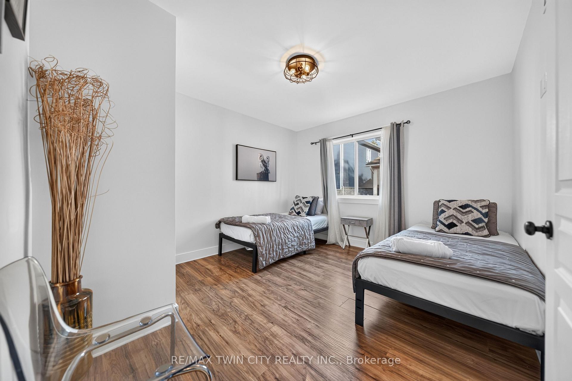 Photo 22 of 10 Queens Avenue, Lambton Shores, Grand Bend — HOMEH