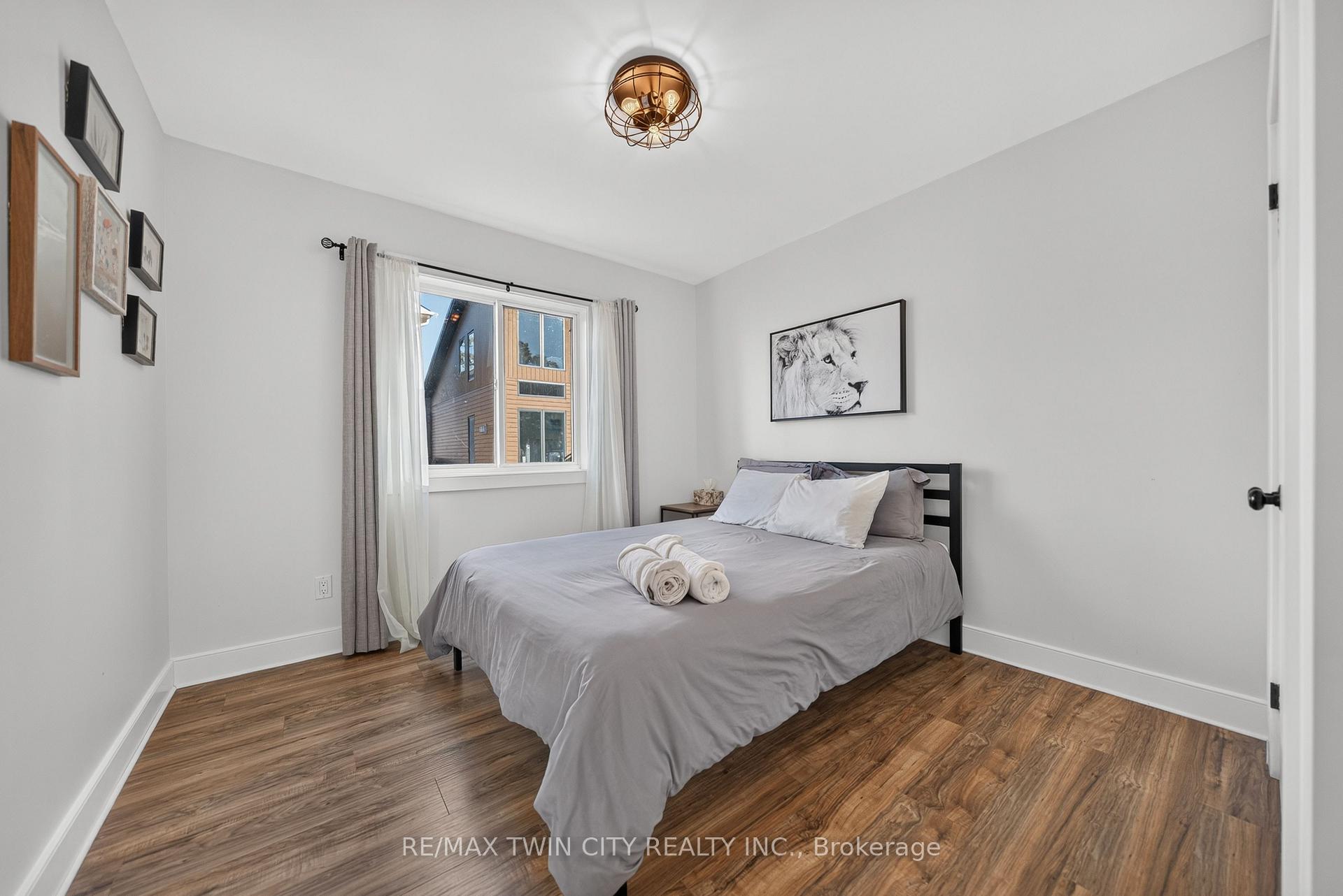Photo 25 of 10 Queens Avenue, Lambton Shores, Grand Bend — HOMEH