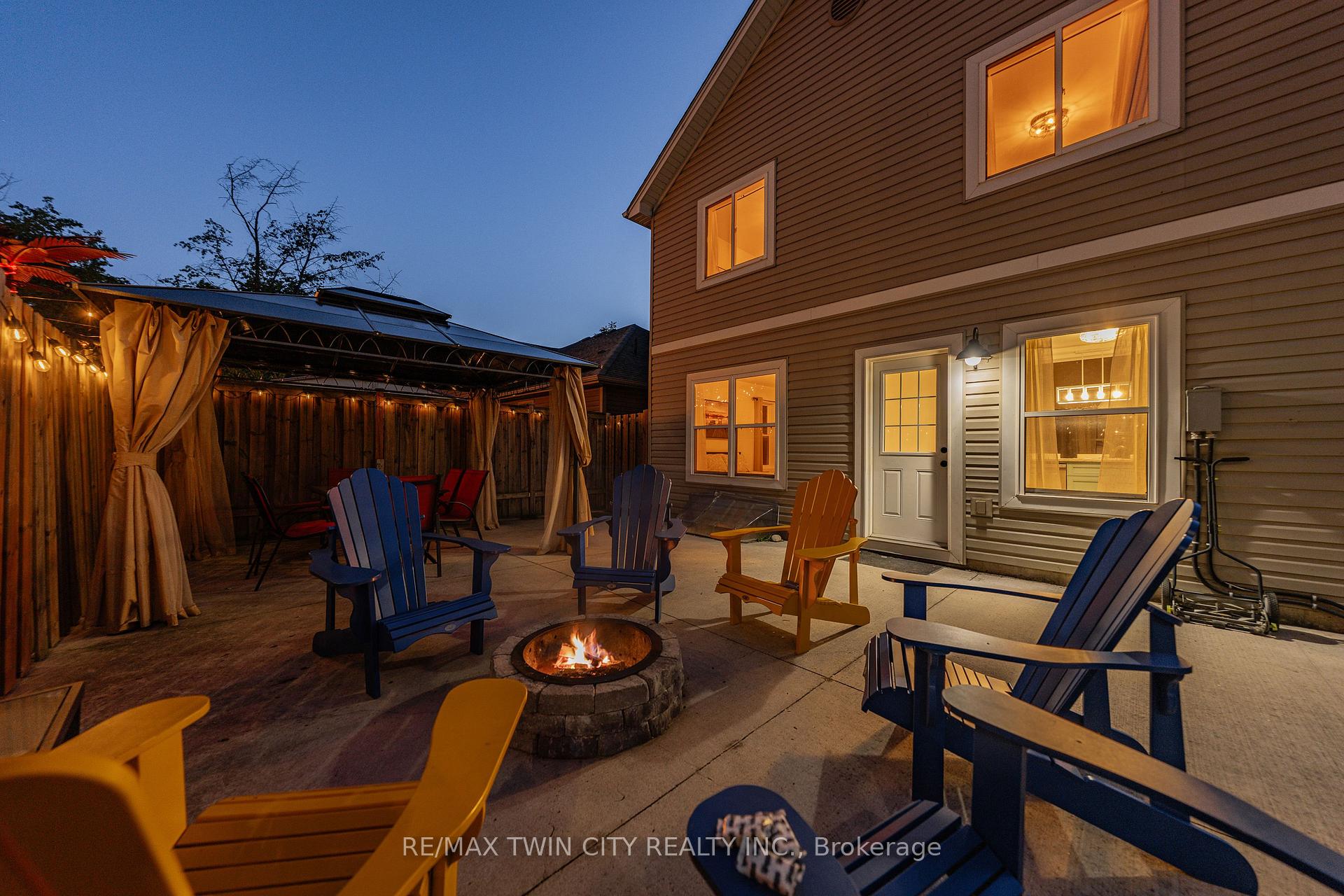 Photo 33 of 10 Queens Avenue, Lambton Shores, Grand Bend — HOMEH