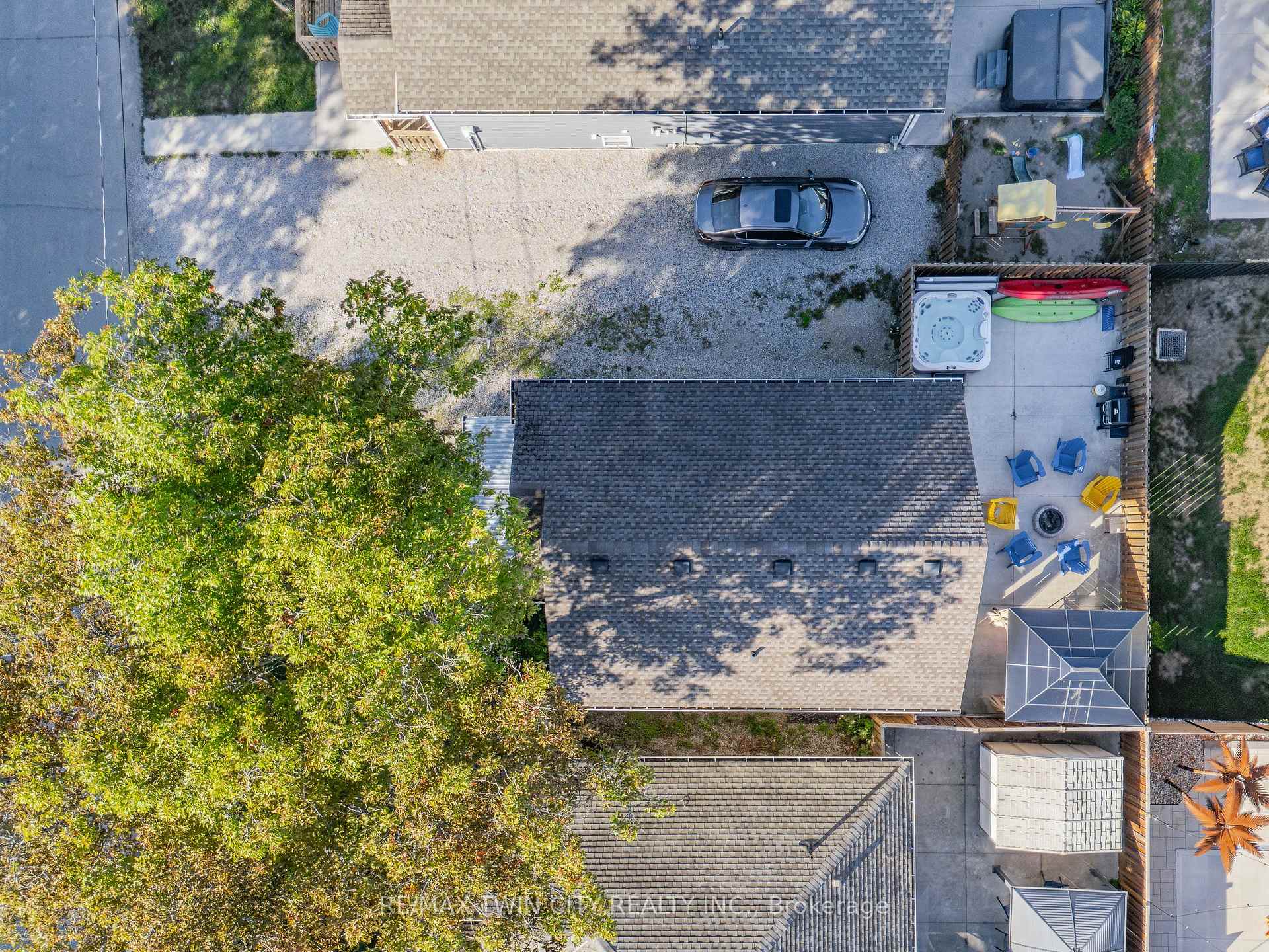 Photo 35 of 10 Queens Avenue, Lambton Shores, Grand Bend — HOMEH