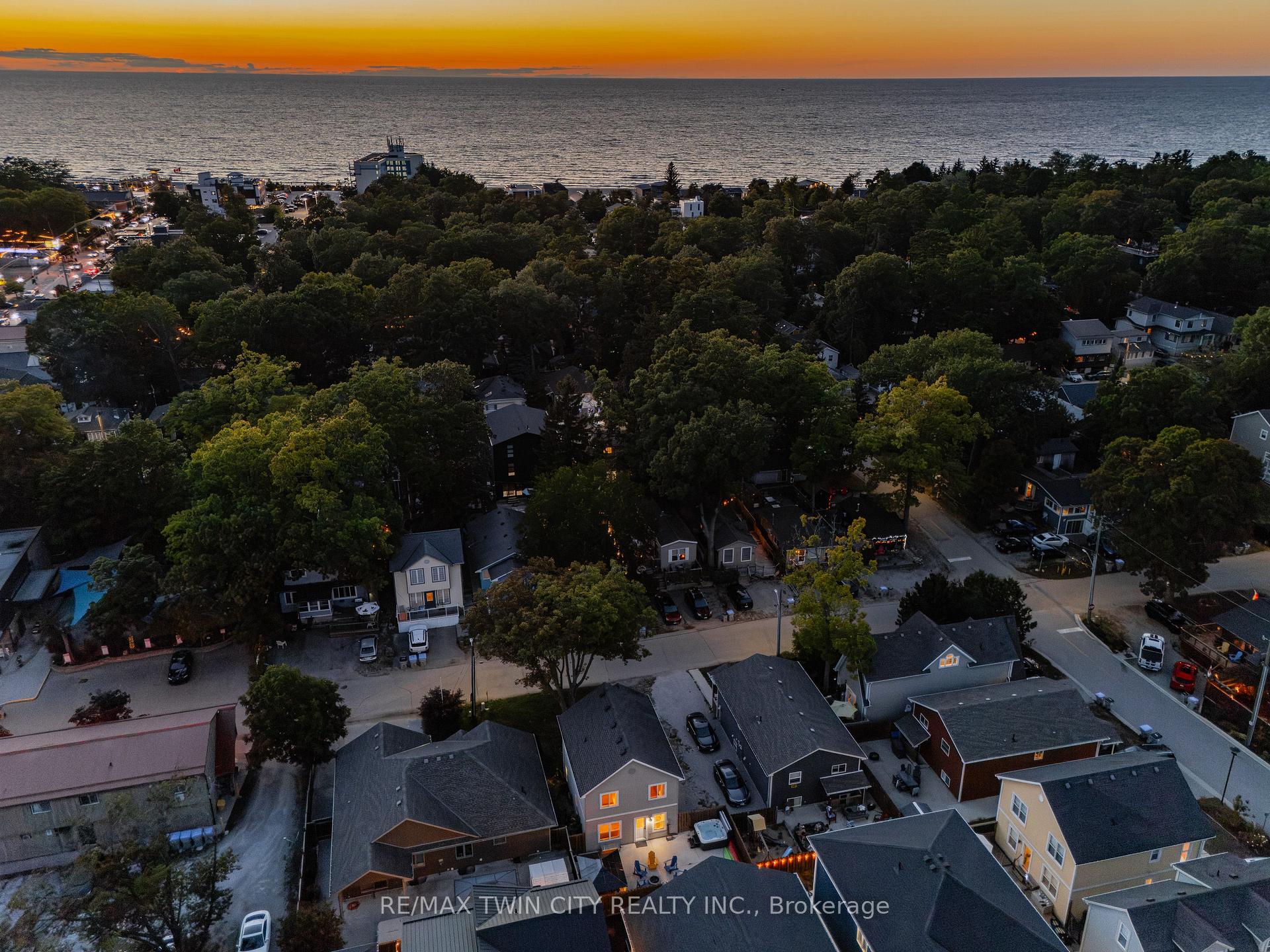 Photo 39 of 10 Queens Avenue, Lambton Shores, Grand Bend — HOMEH