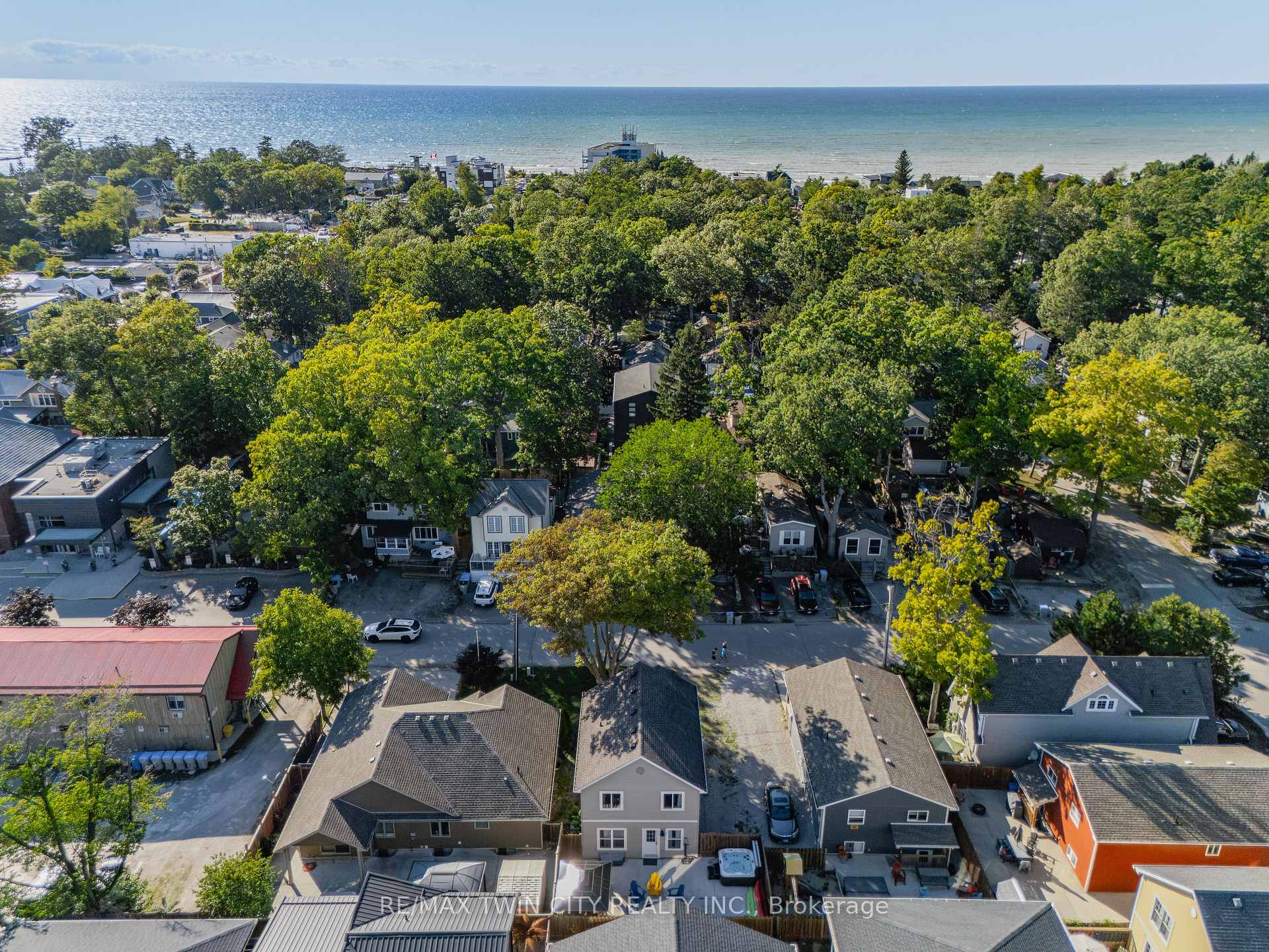 Photo 40 of 10 Queens Avenue, Lambton Shores, Grand Bend — HOMEH