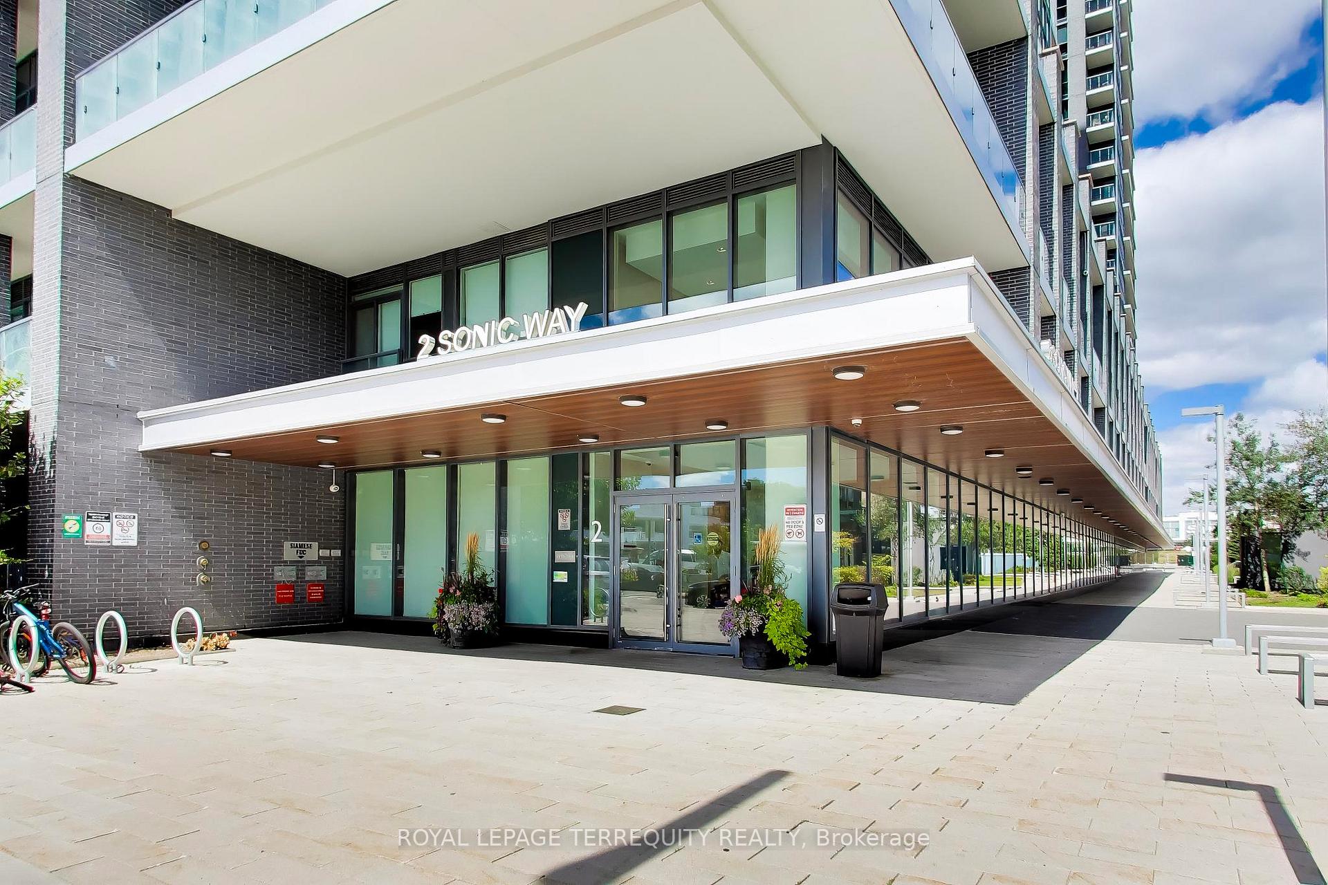 Photo 4 of Unit 1803, 2 Sonic Way, Toronto, Flemingdon Park — HOMEH