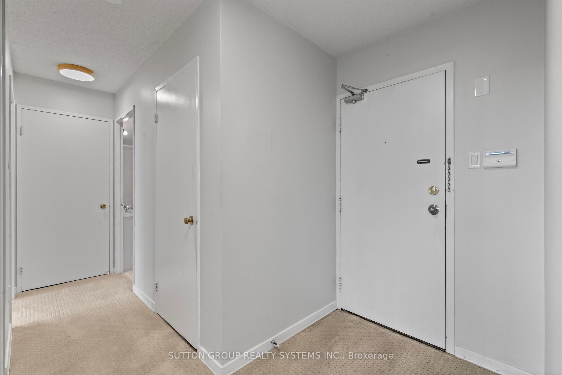 Photo 12 of Unit 609, 26 Hanover Road, Brampton, Queen Street Corridor — HOMEH