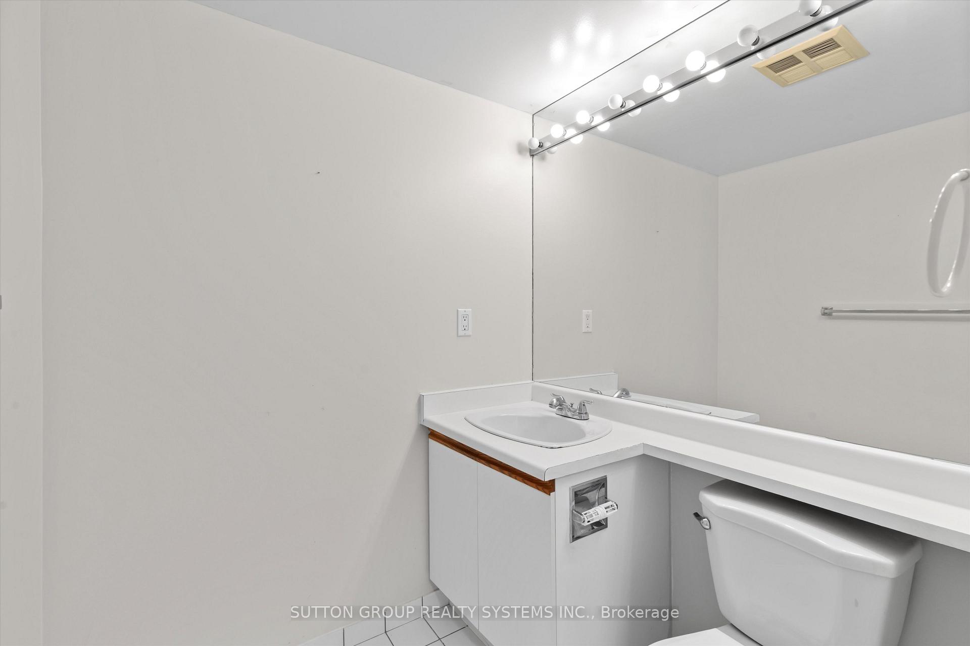 Photo 24 of Unit 609, 26 Hanover Road, Brampton, Queen Street Corridor — HOMEH