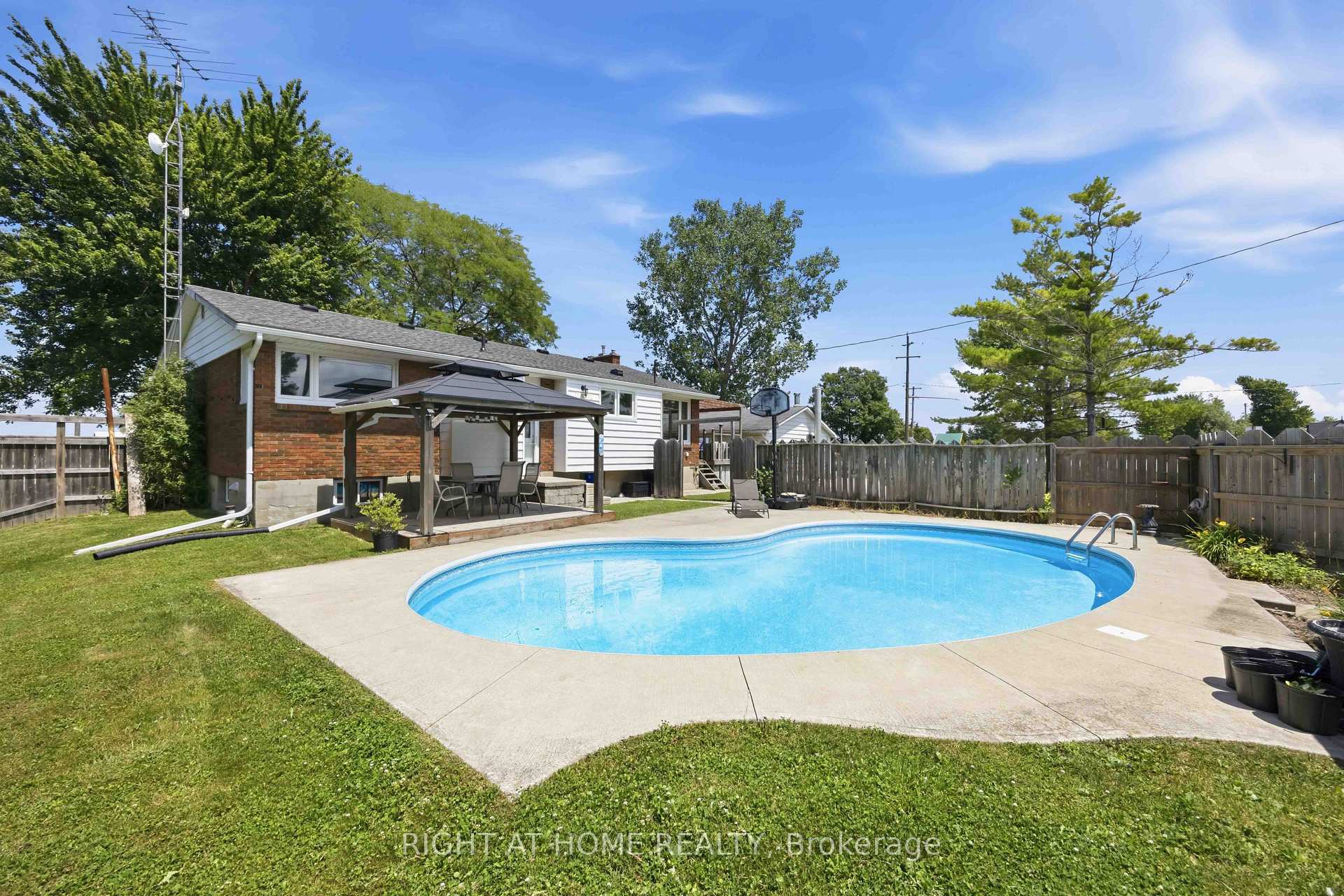 Photo 39 of 1933 Plank Road, St. Clair — HOMEH