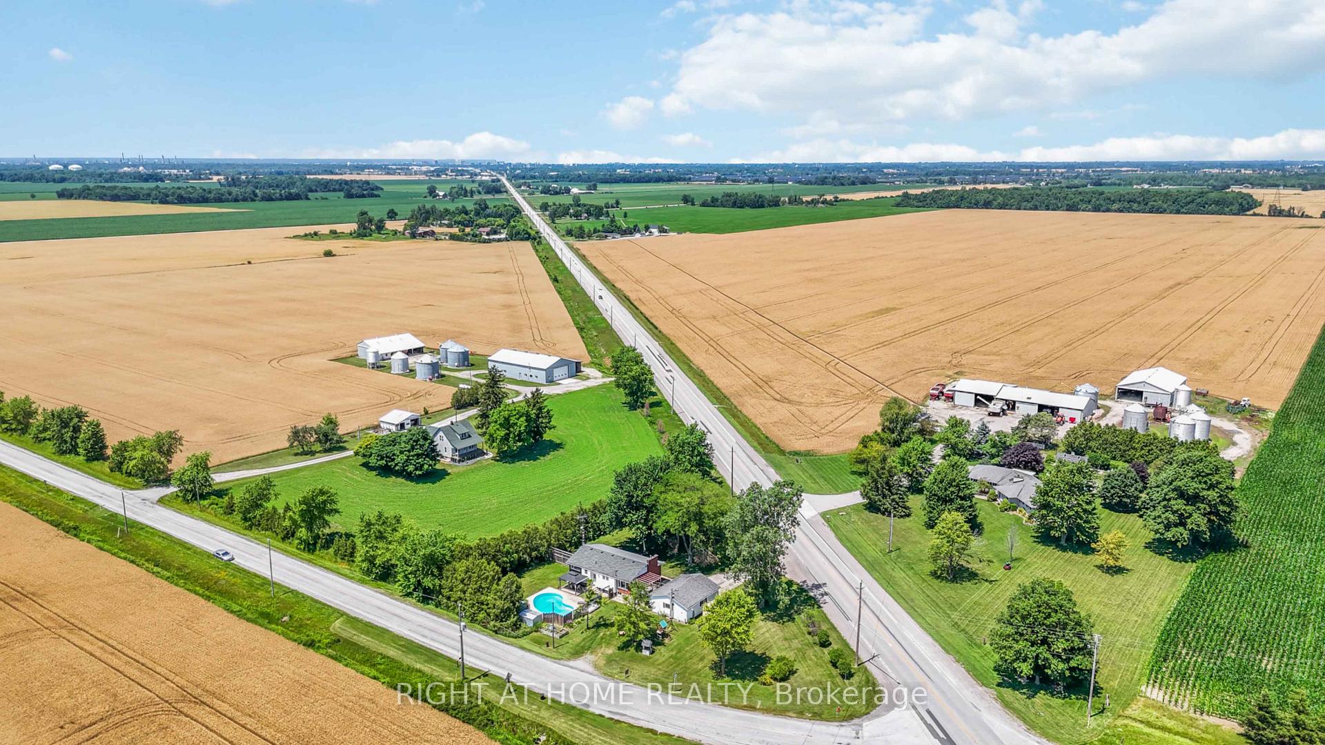 Photo 43 of 1933 Plank Road, St. Clair — HOMEH