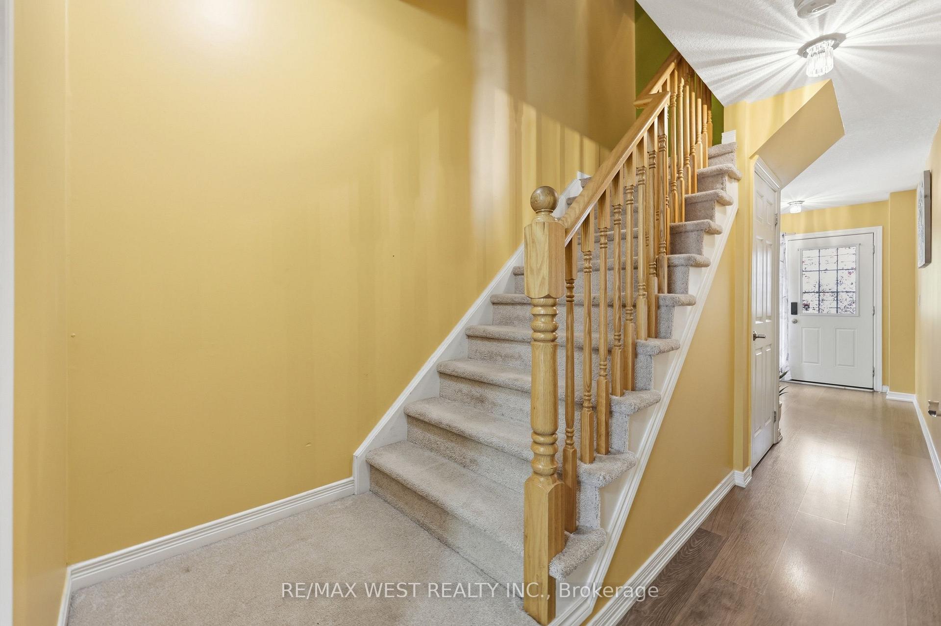 Photo 10 of Unit 35, 701 Homer Watson Boulevard, Kitchener, Country Hills East — HOMEH