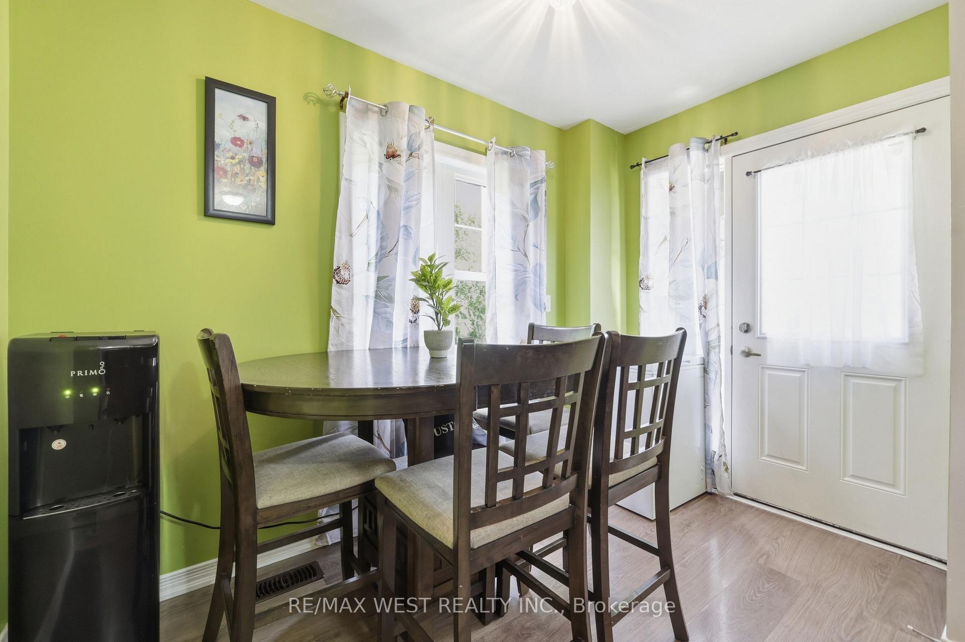 Photo 42 of Unit 35, 701 Homer Watson Boulevard, Kitchener, Country Hills East — HOMEH