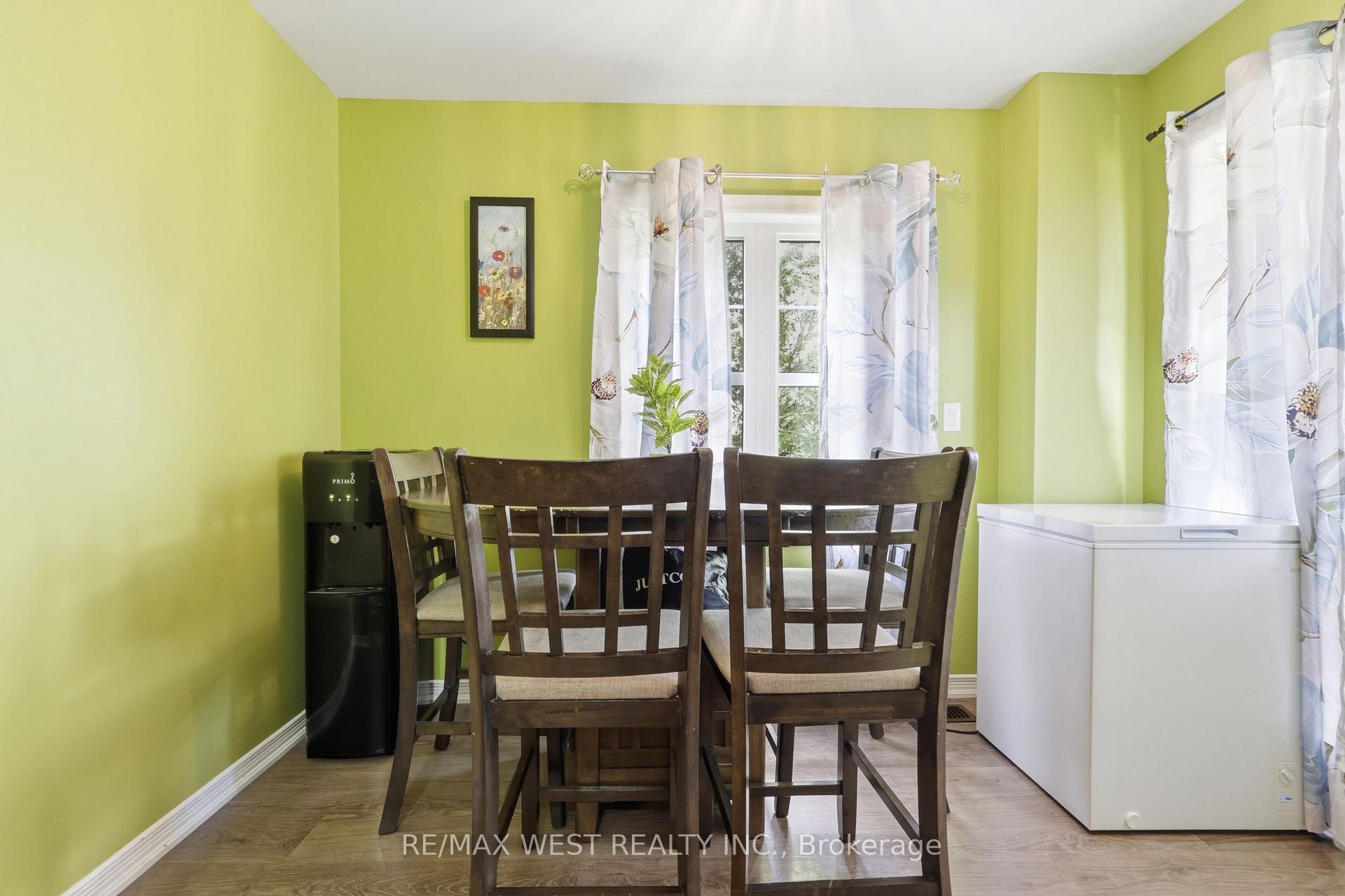 Photo 44 of Unit 35, 701 Homer Watson Boulevard, Kitchener, Country Hills East — HOMEH