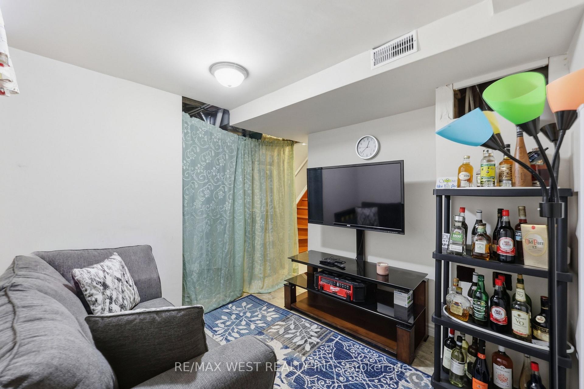 Photo 63 of Unit 35, 701 Homer Watson Boulevard, Kitchener, Country Hills East — HOMEH